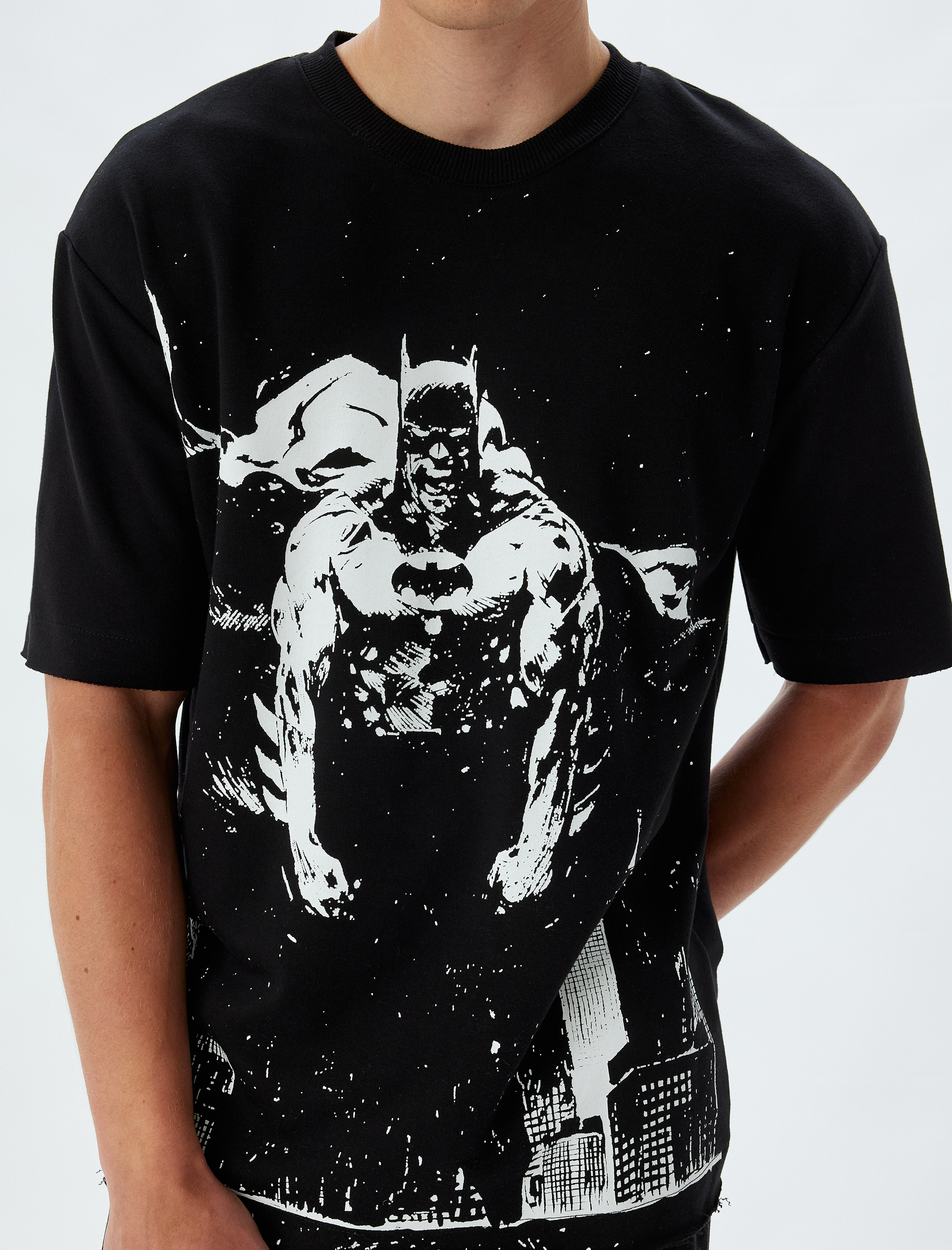 Bisiklet Yaka Kısa Kollu Pamuk Karışımlı Oversize Lisanslı Batman Tişört