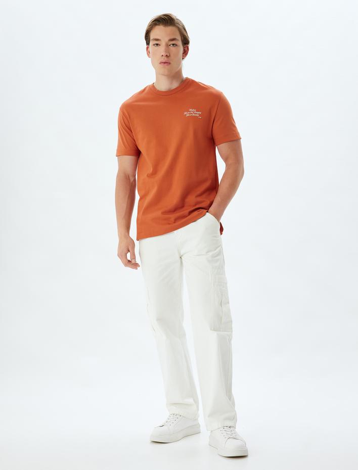  Bisiklet Yaka Arkası Baskılı Pamuklu Kısa Kollu Tişört