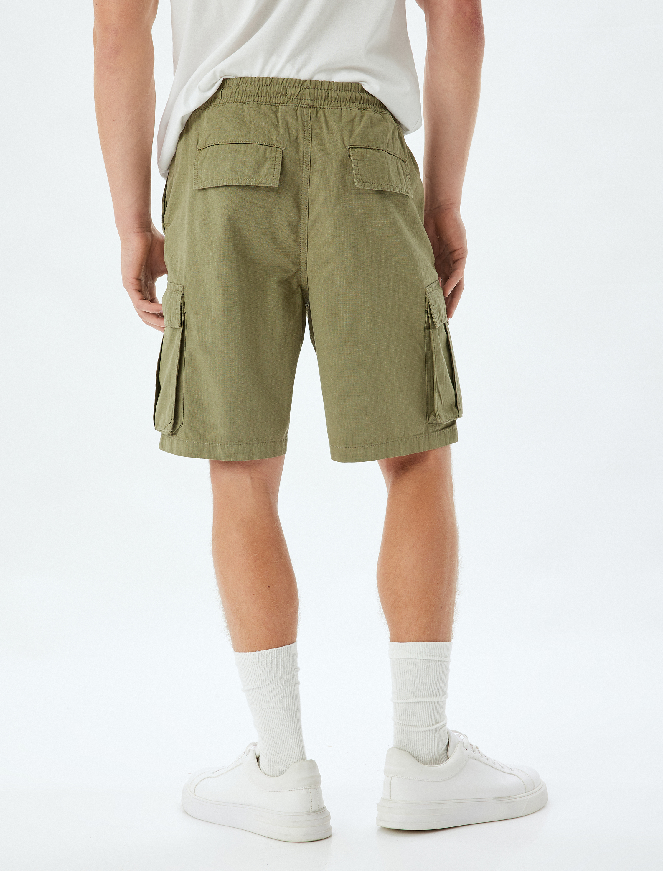   Bermuda Şort Cep Detaylı Pamuklu