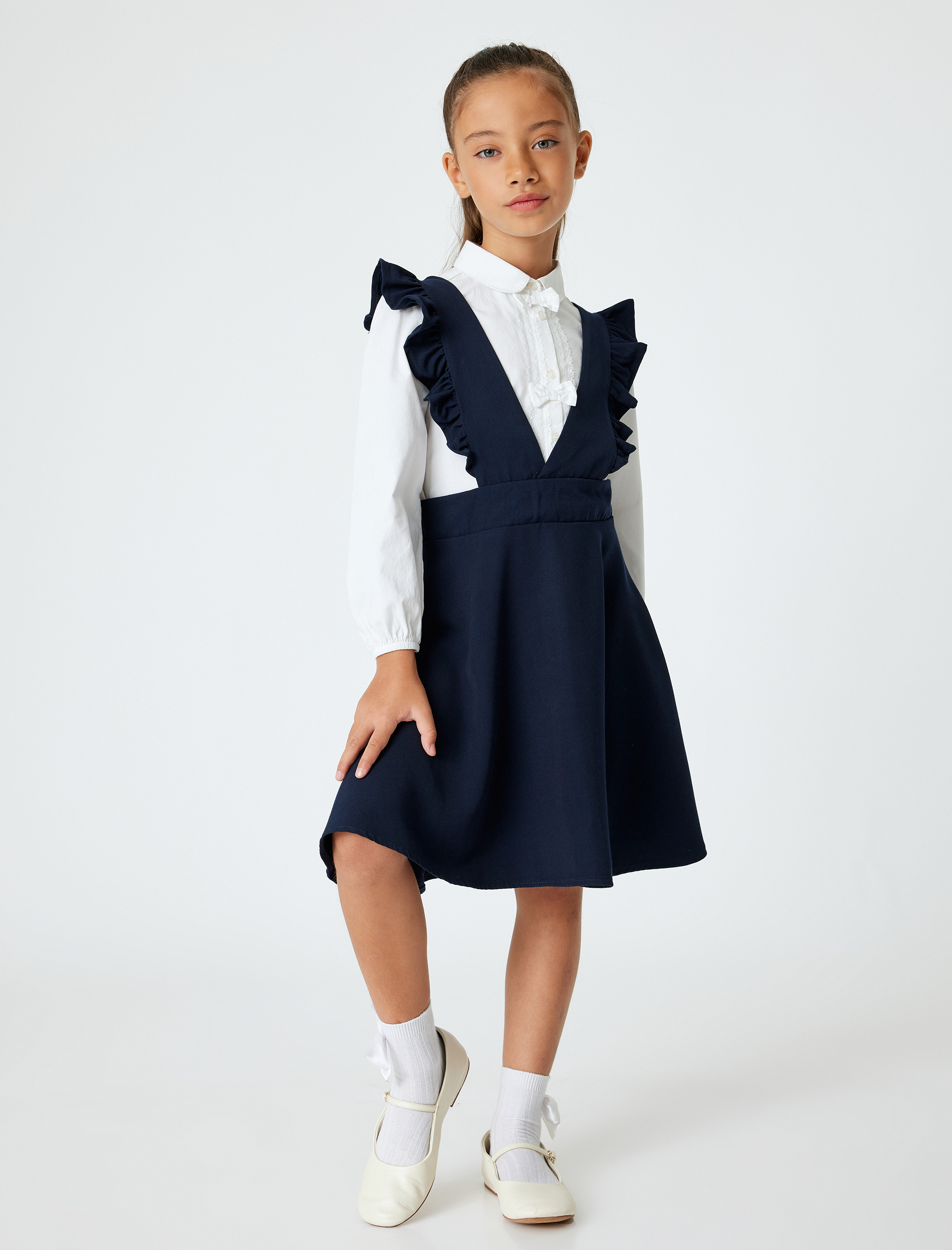 Kız Çocuk V Yaka Fırfır Detaylı Askılı Okul Jile Elbise