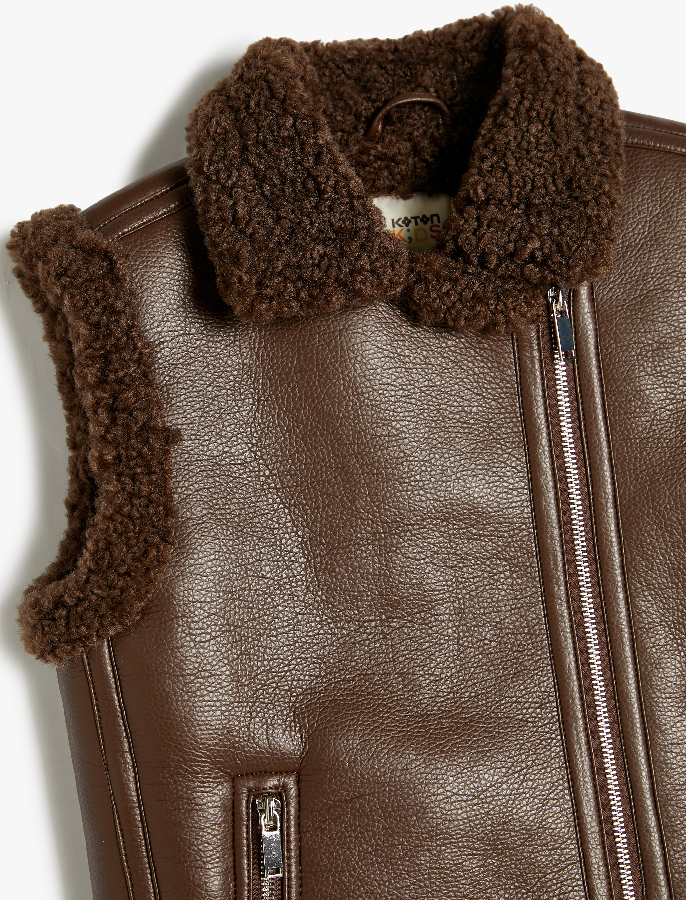  Kız Çocuk Peluş Detaylı Fermuarlı Suni Deri Yelek