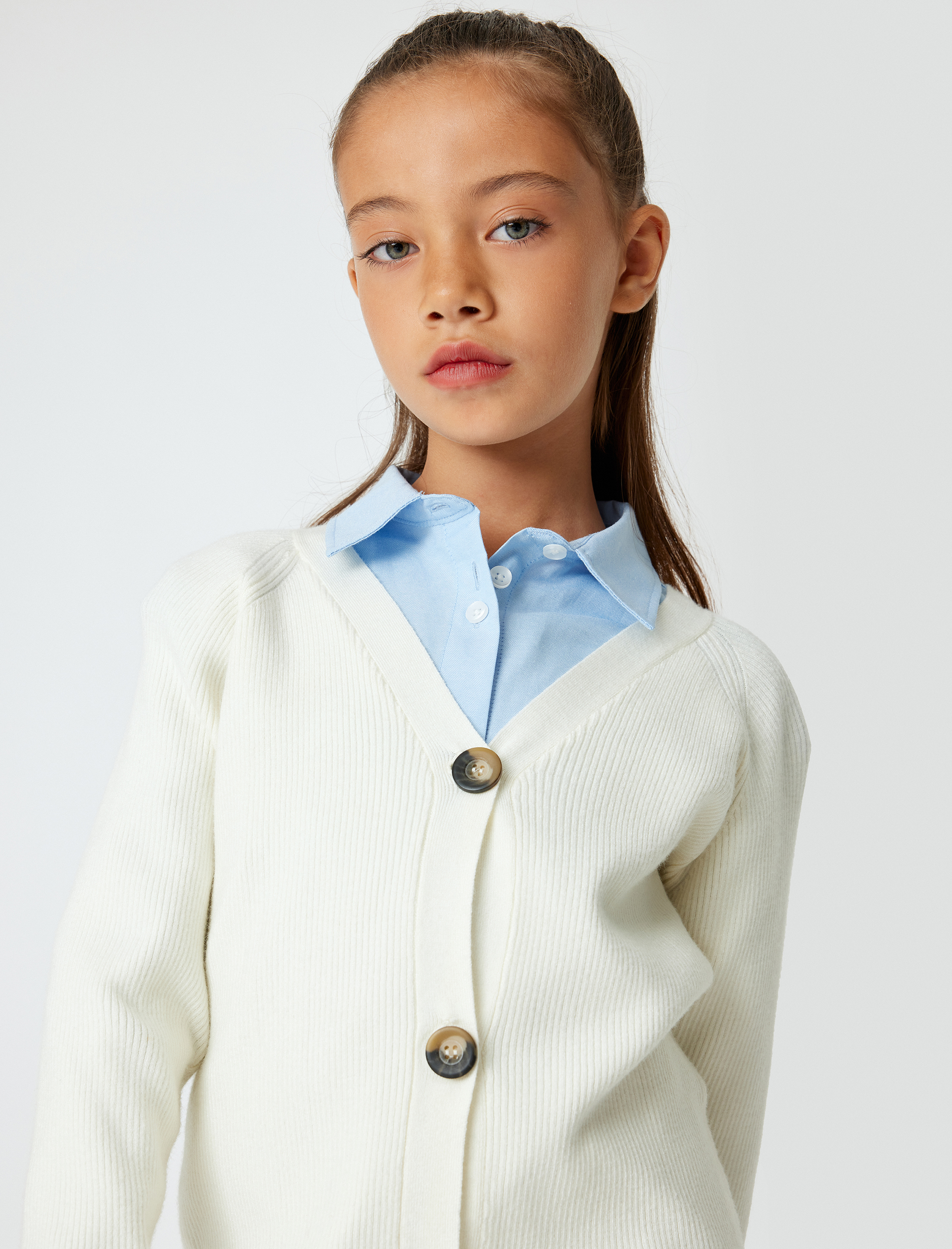  Kız Çocuk V Yaka Uzun Kollu Düğmeli Basic Hırka