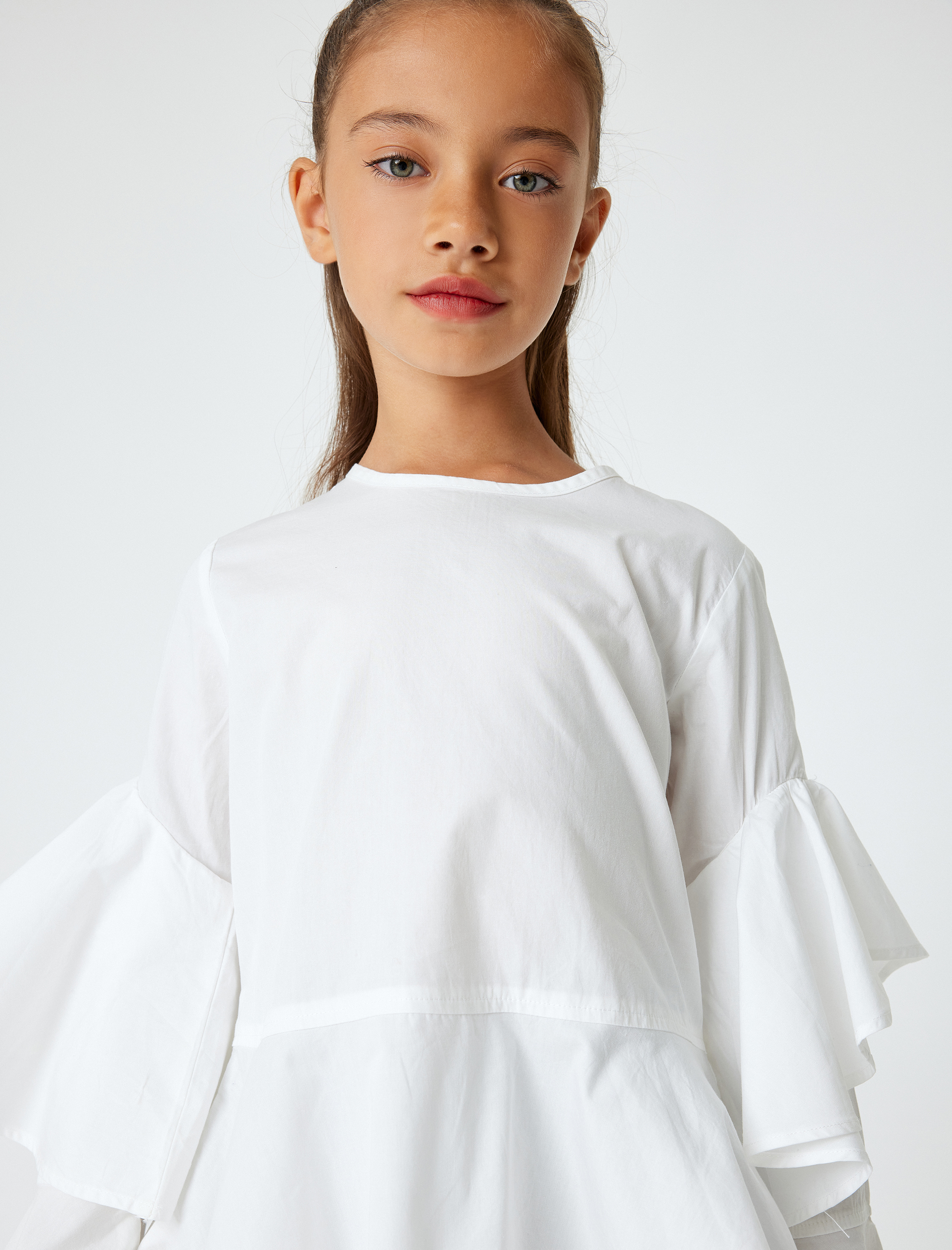  Kız Çocuk Fırfır Detaylı Uzun Kollu Bisiklet Yaka Okul Bluz