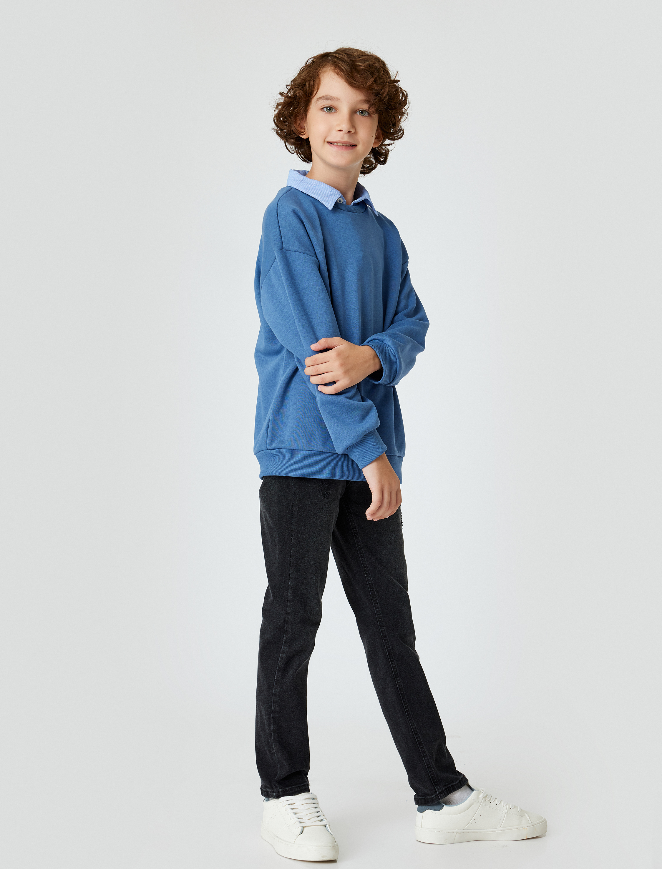  Erkek Çocuk Okul Gömleği Yaka Detaylı Uzun Kollu Pamuklu Sweatshirt