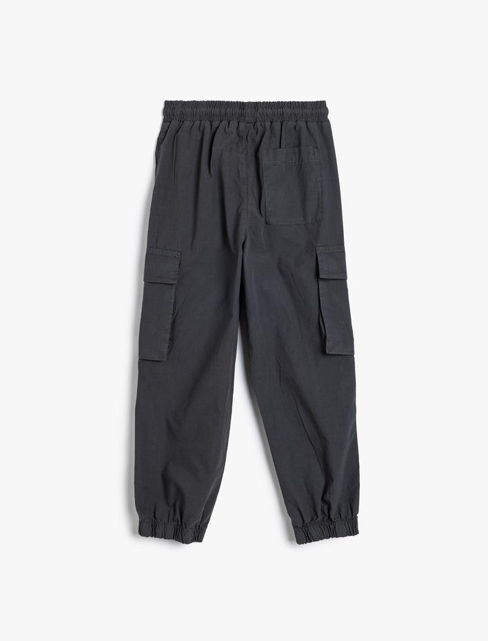 Erkek Çocuk Jogger Paraşüt Pantolon Cepli Beli Bağlamalı Pamuklu