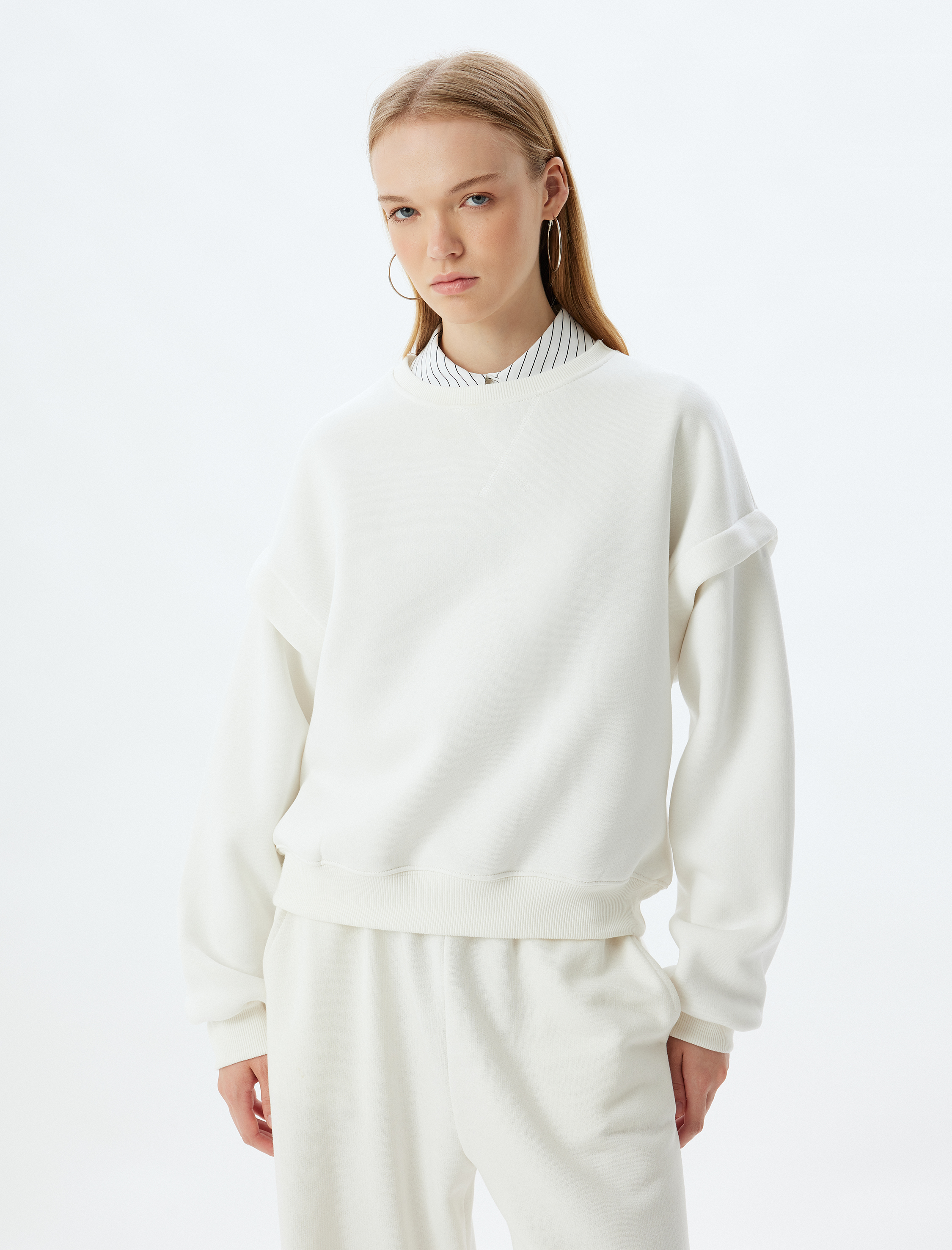   Şardonlu Basic Oversize Sweatshirt Uzun Kollu Bisiklet Yaka Dikiş Detaylı