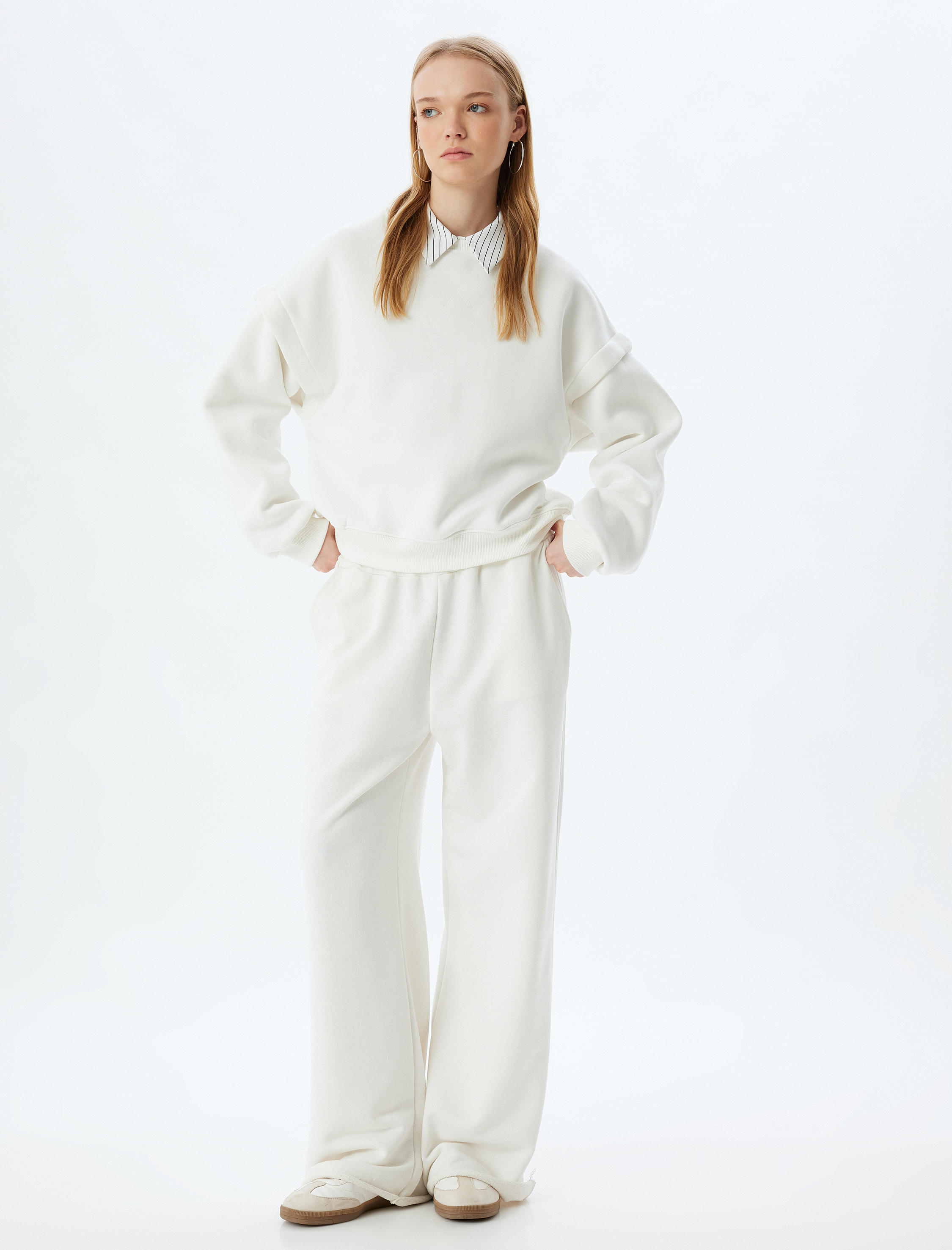   Şardonlu Basic Oversize Sweatshirt Uzun Kollu Bisiklet Yaka Dikiş Detaylı