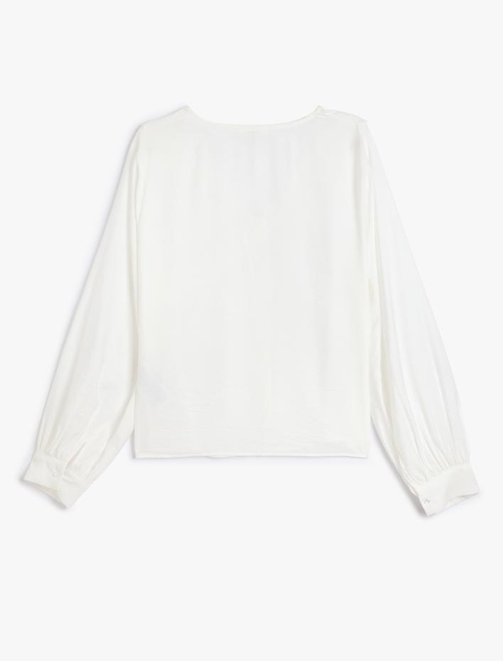  Fistolu Gömlek Uzun Kollu Geniş Sivri Yaka Viskon Kumaş