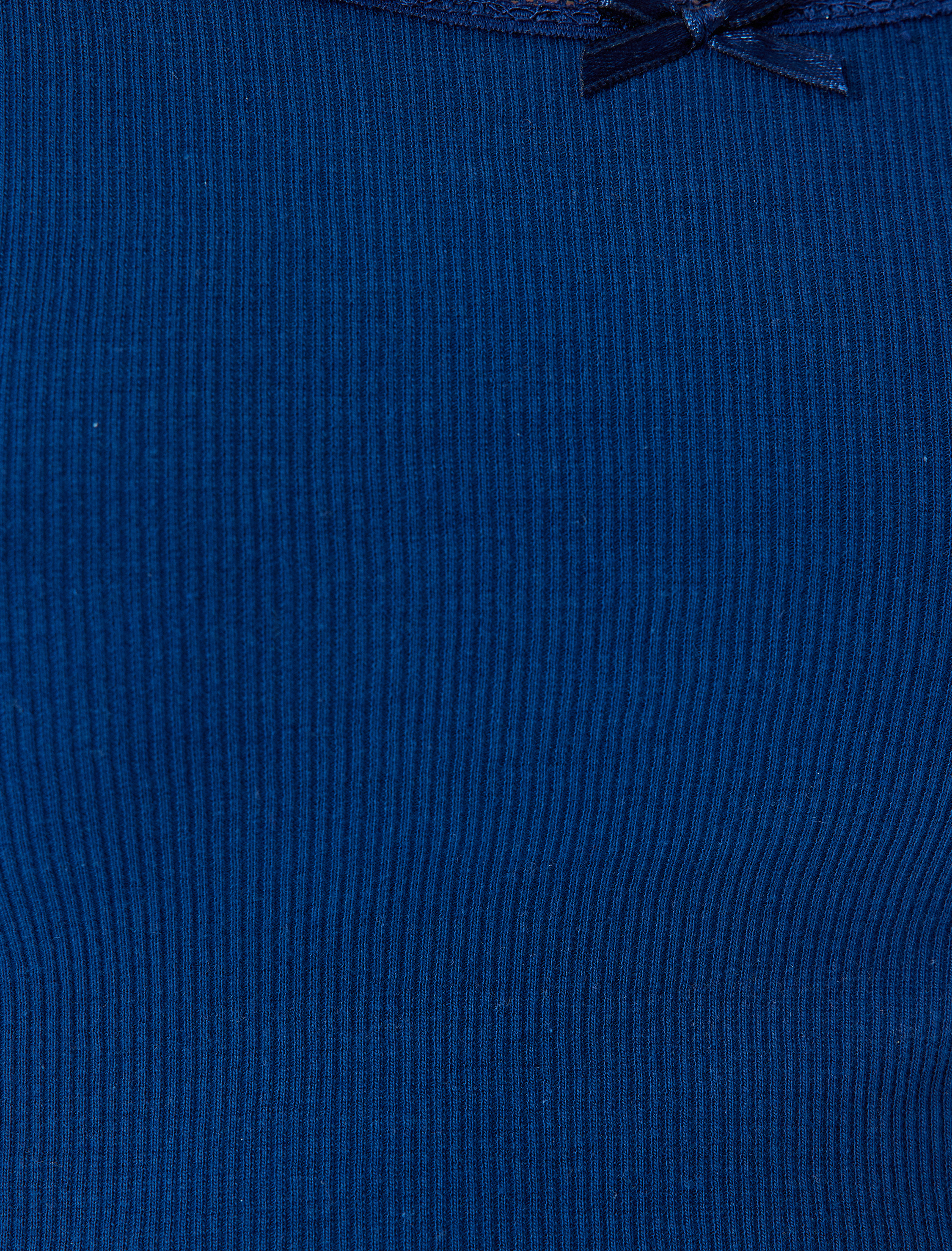   Crop Tişört Uzun Kollu Fiyonk Detaylı U Yaka Slim Fit