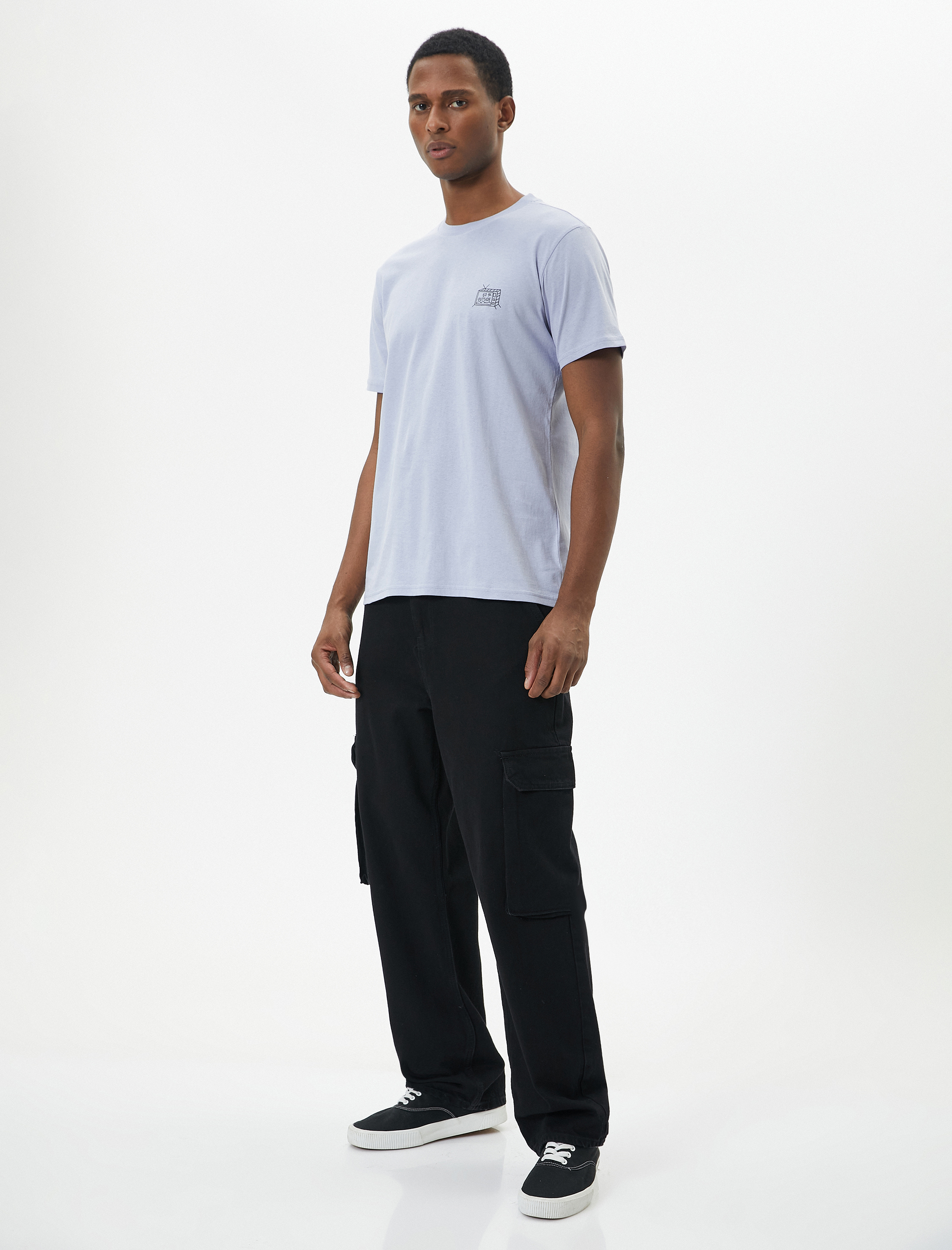 Minimal Baskılı Tişört Slim Fit Bisiklet Yaka Kısa Kollu