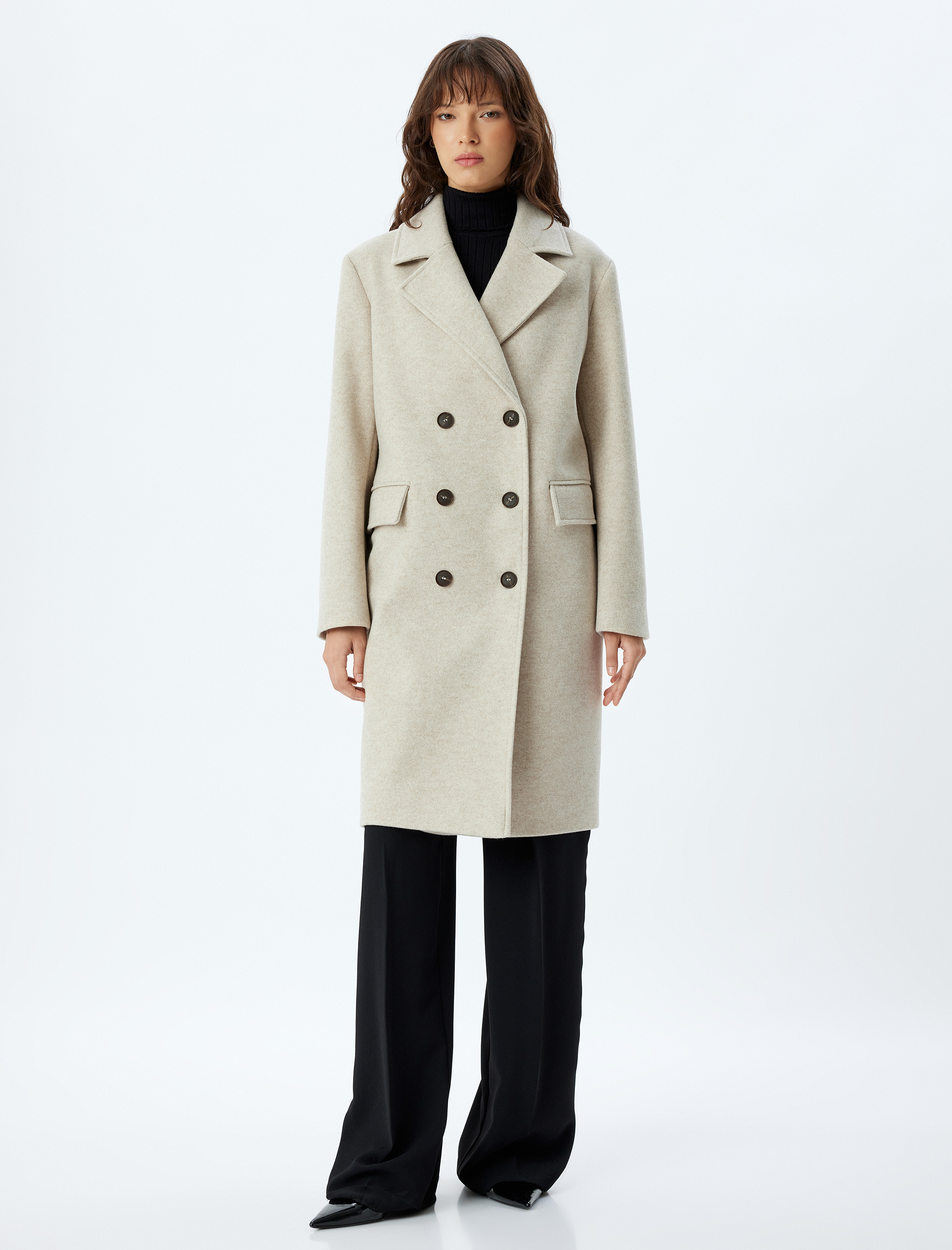   Kapaklı Cepli Kruvaze Uzun Kaşe Kaban