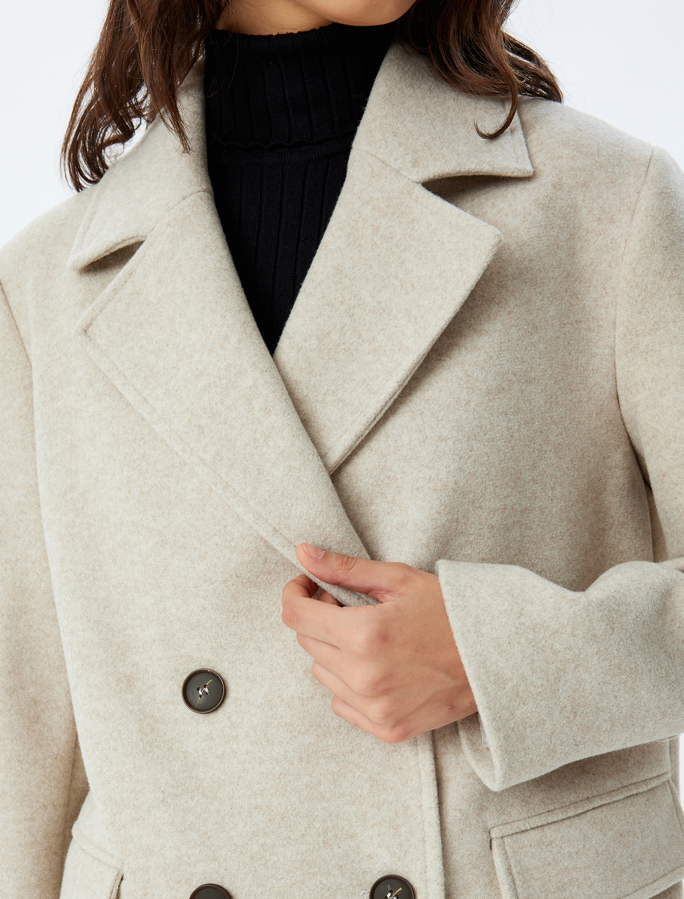   Kapaklı Cepli Kruvaze Uzun Kaşe Kaban