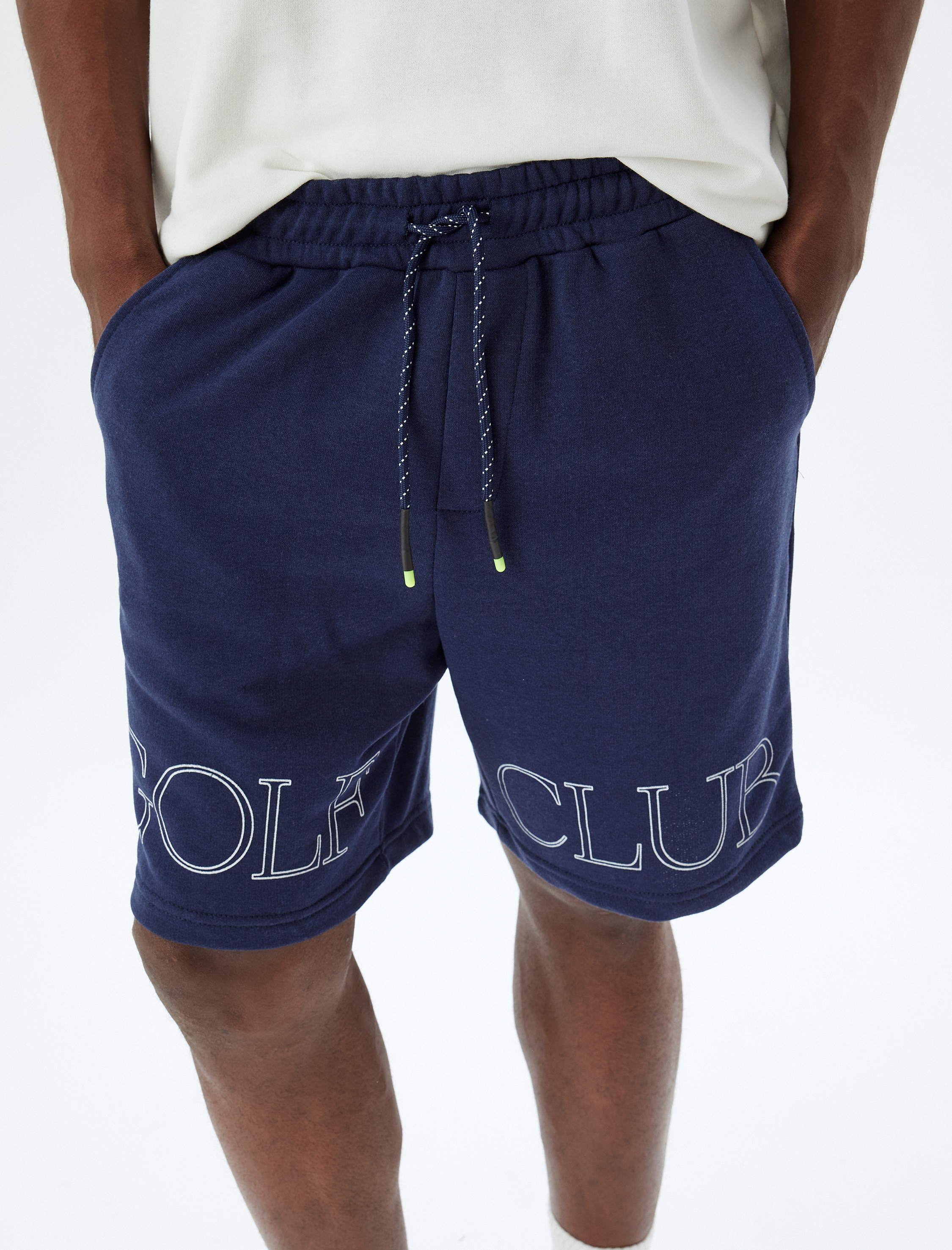   Slogan Baskılı Cepli Pamuk Karışımlı Beli Bağcıklı Oversize Spor Şort