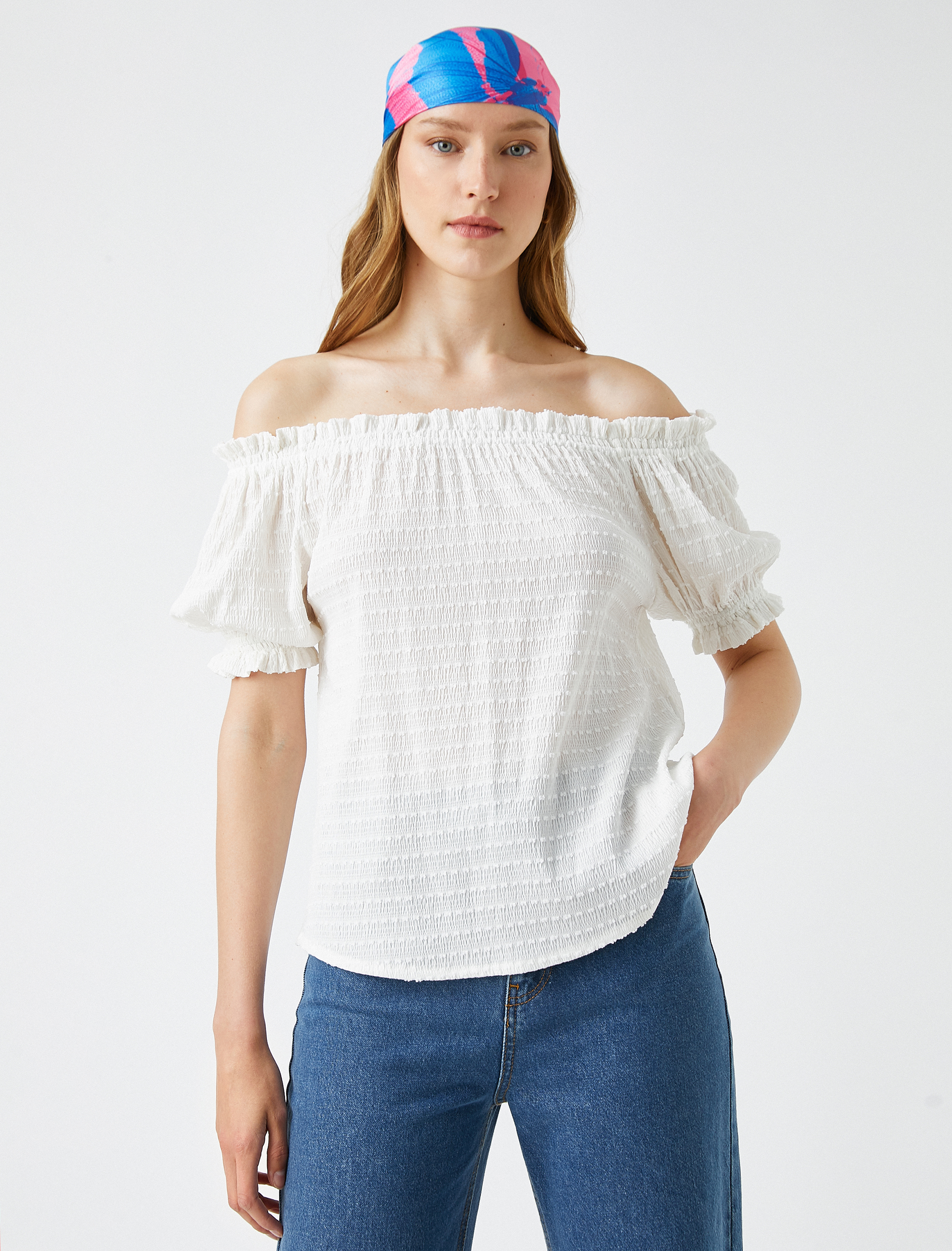   Omzu Açık Bluz Kısa Balon Kollu