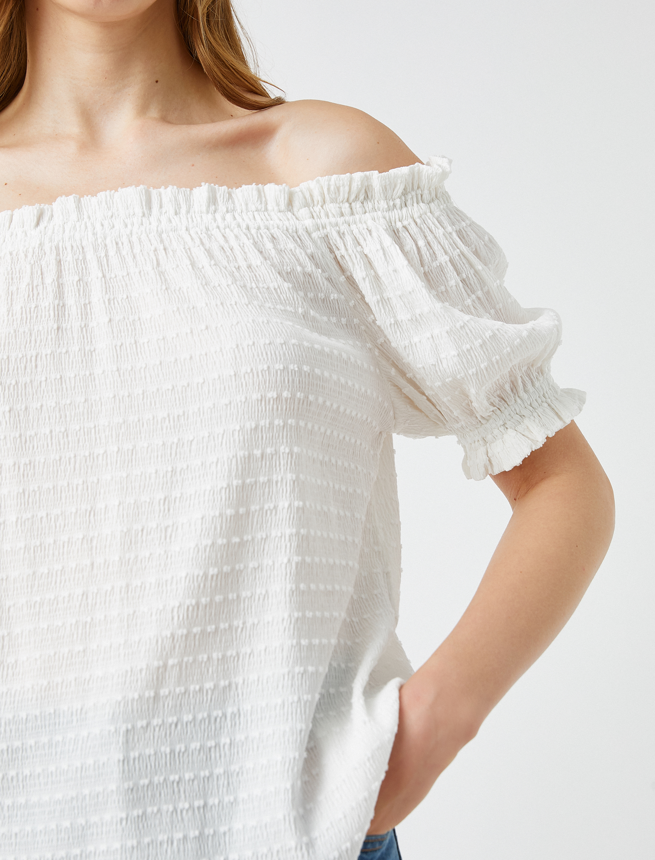   Omzu Açık Bluz Kısa Balon Kollu