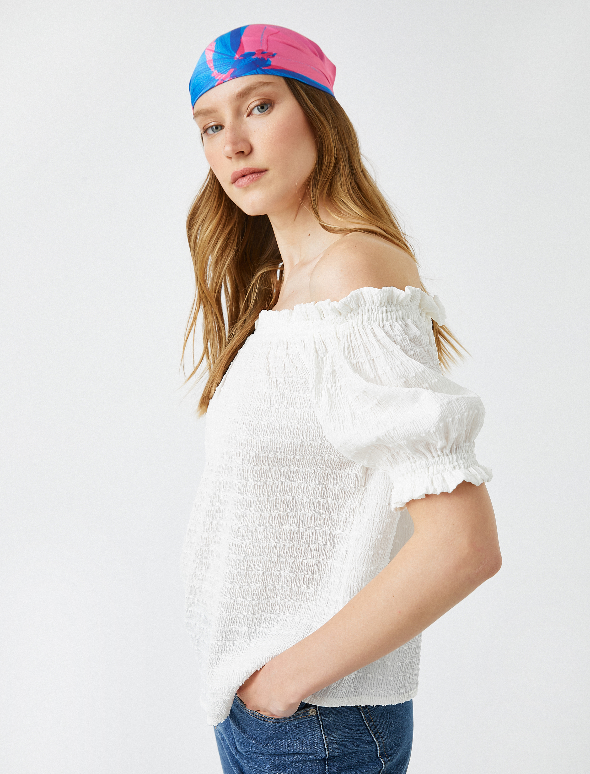   Omzu Açık Bluz Kısa Balon Kollu