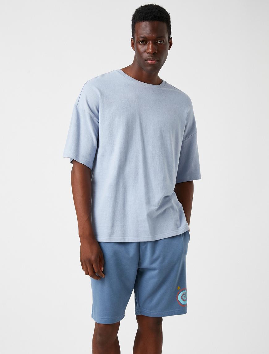   Slim Fit Baskılı Şort