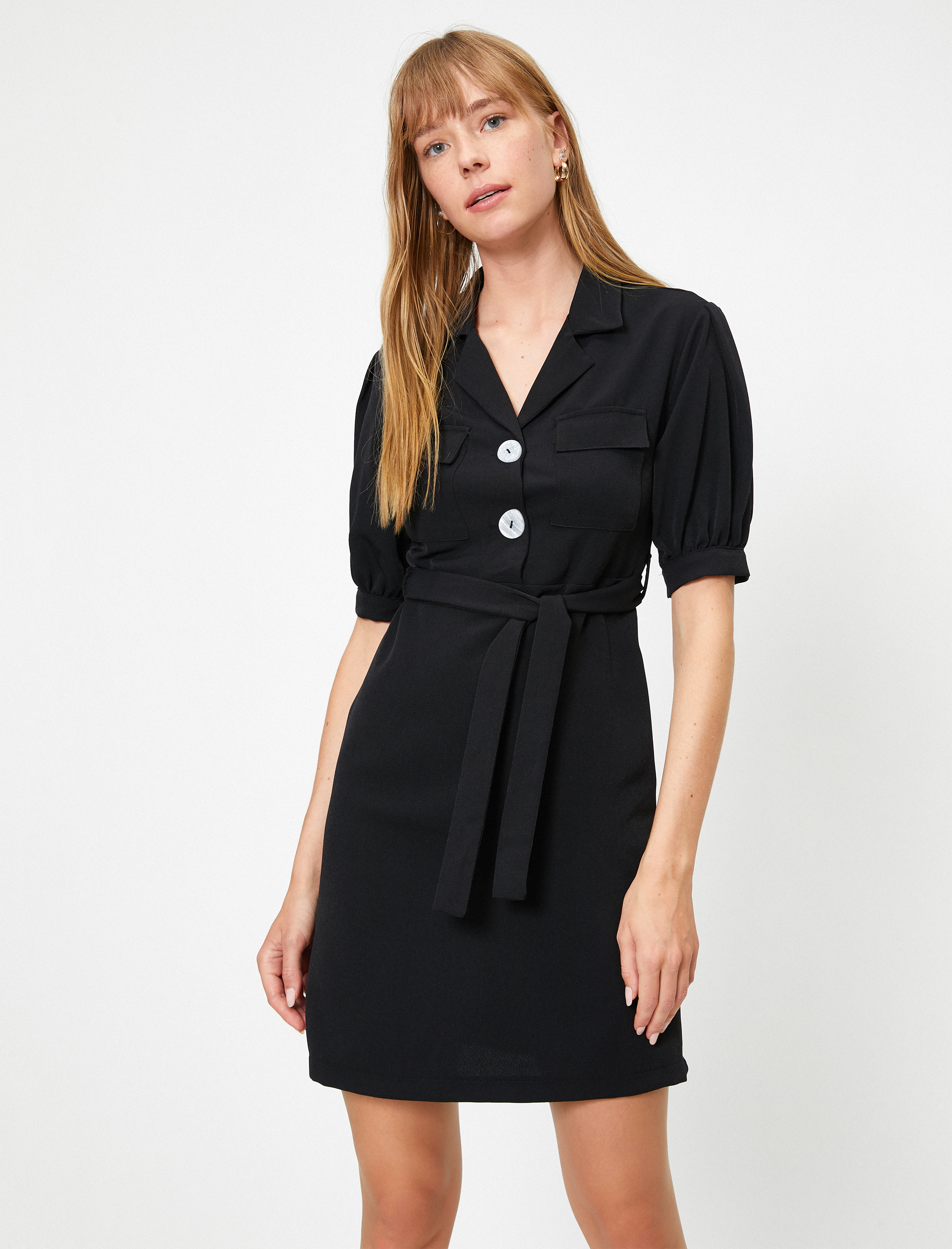   Cepli Kısa Kollu Düğmeli Kısa Elbise