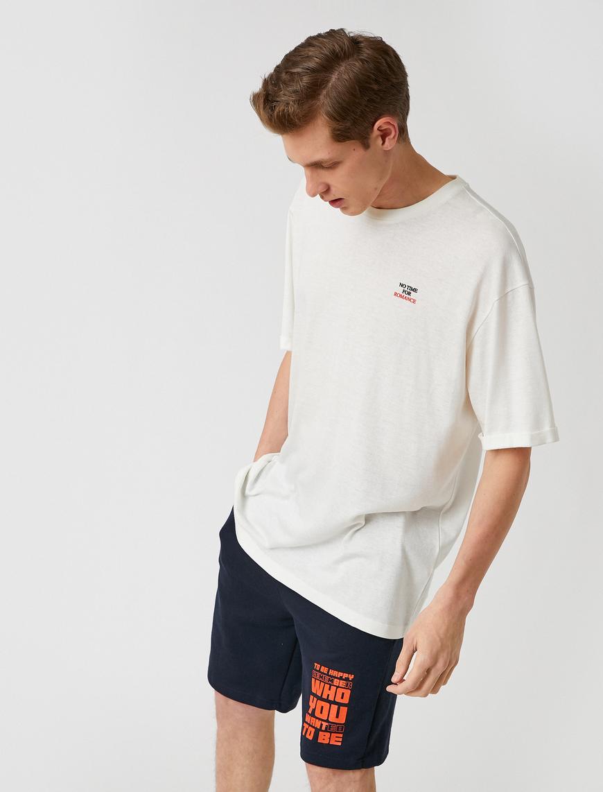   Slim Fit Baskılı Şort