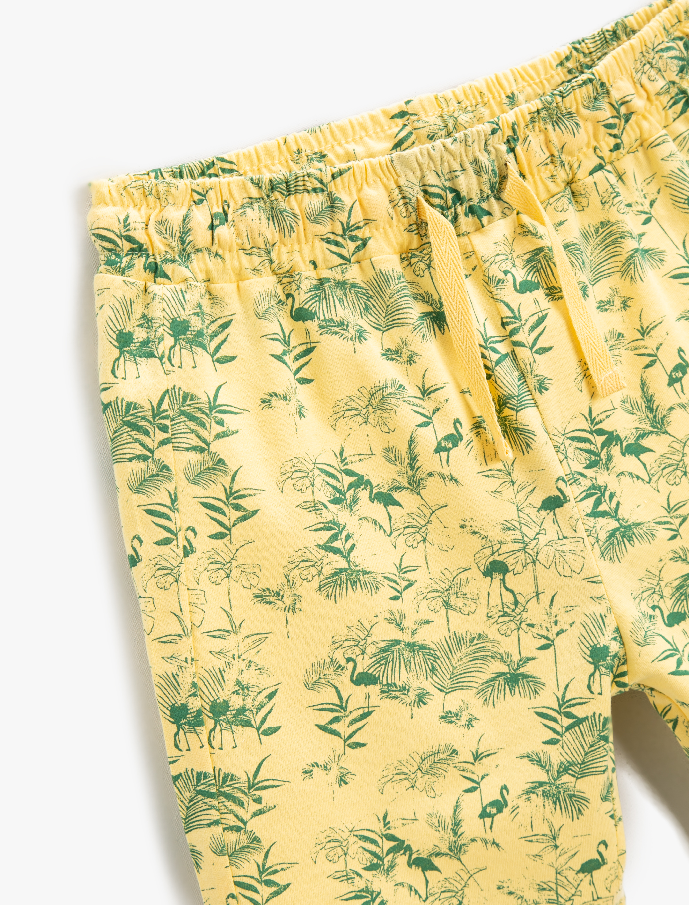  Erkek Çocuk Çiçek Baskılı Şort Beli Lastikli Cepli Diz Üstü Pamuklu