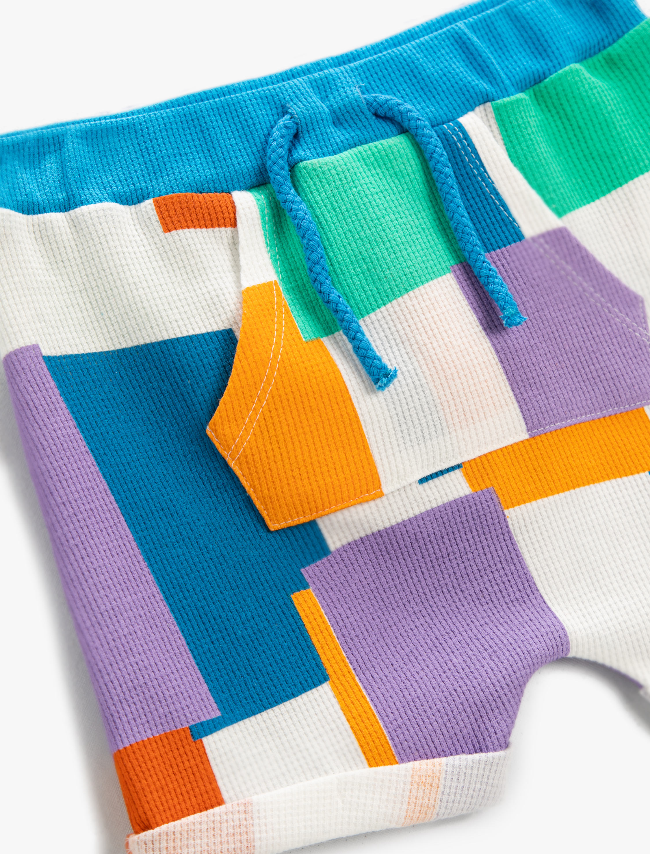  Erkek Bebek Renkli Şort Beli Bağlamalı Kanguru Cepli Pamuklu