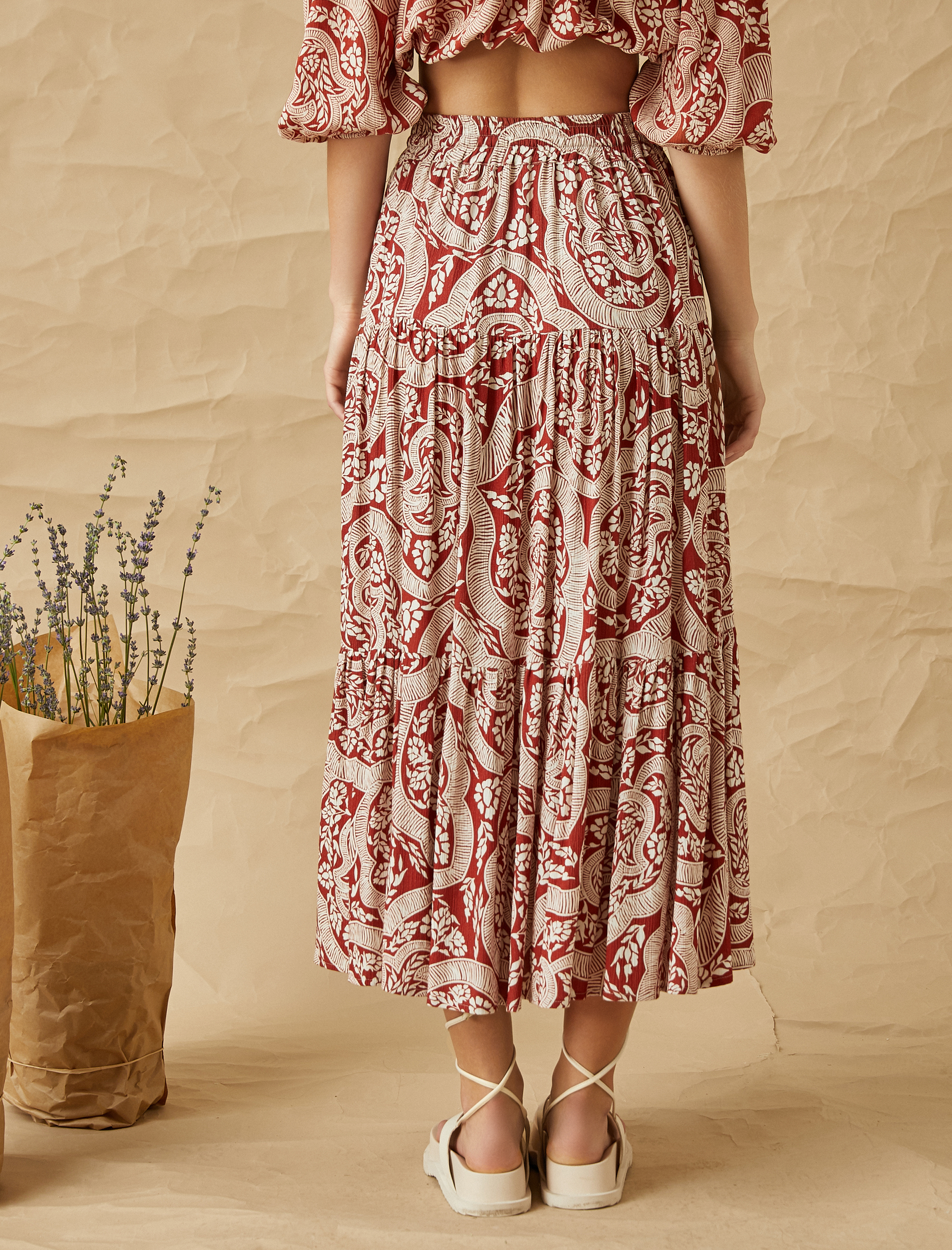   Etnik Desenli Katlı Uzun Etek