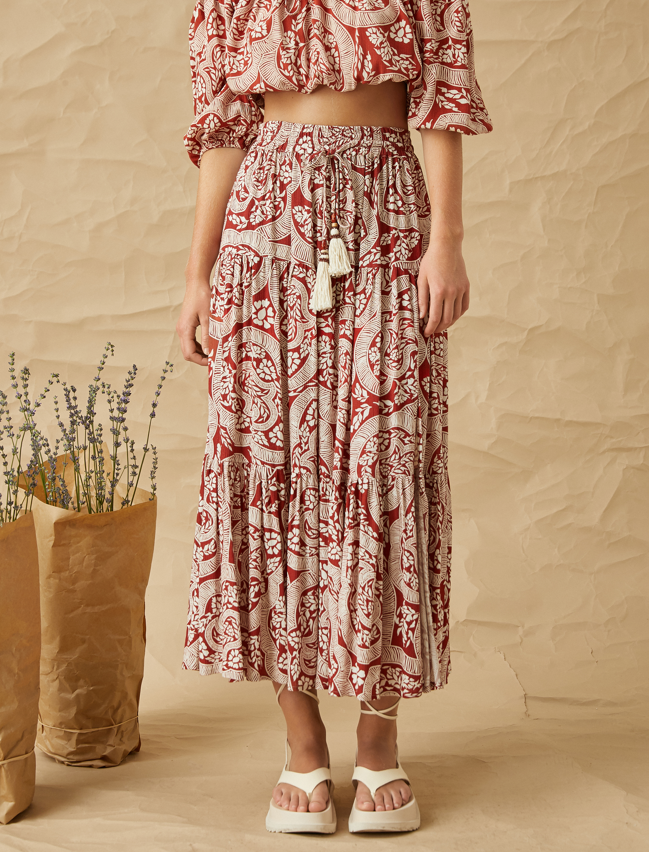   Etnik Desenli Katlı Uzun Etek