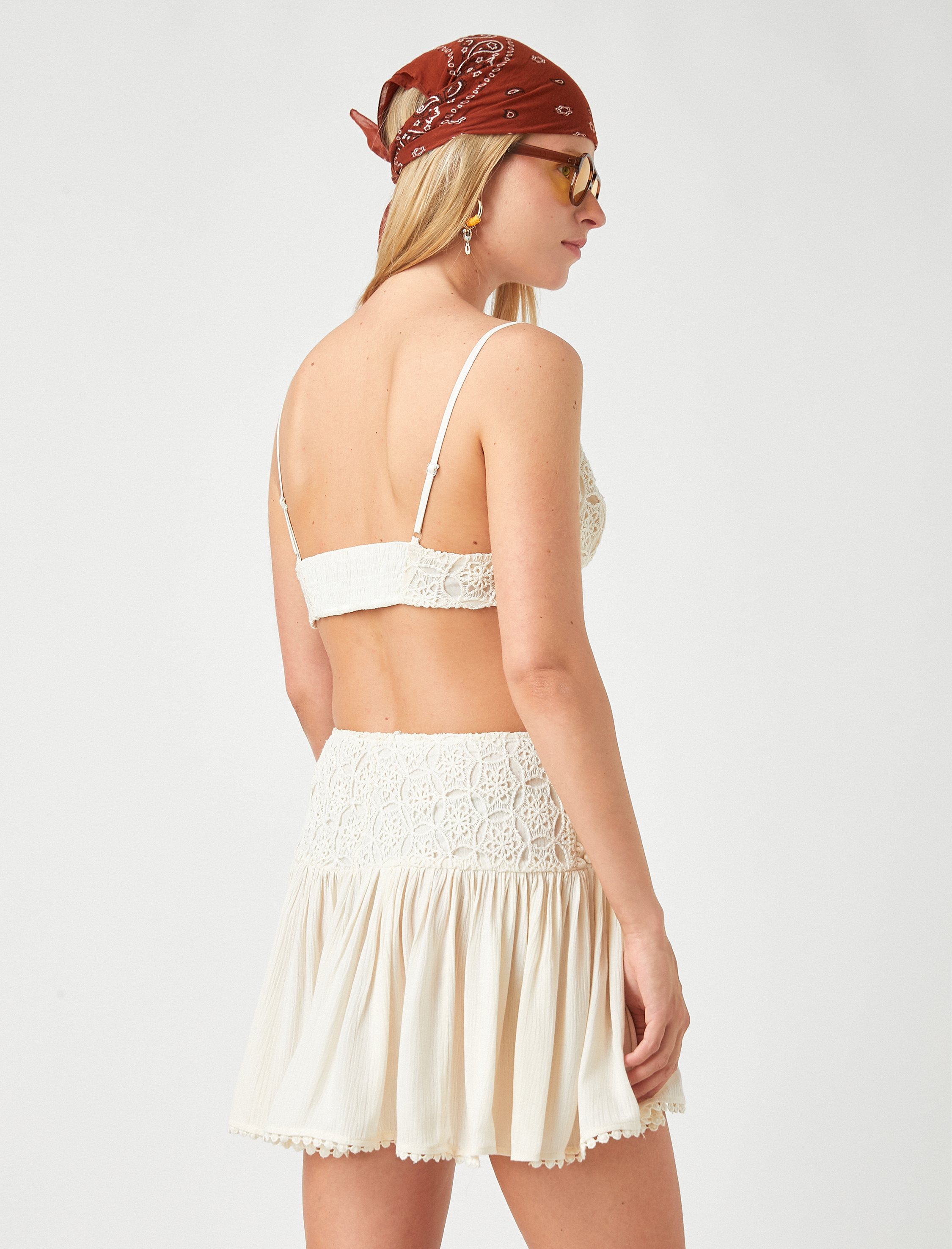   Kroşe Örgü Büstiyer