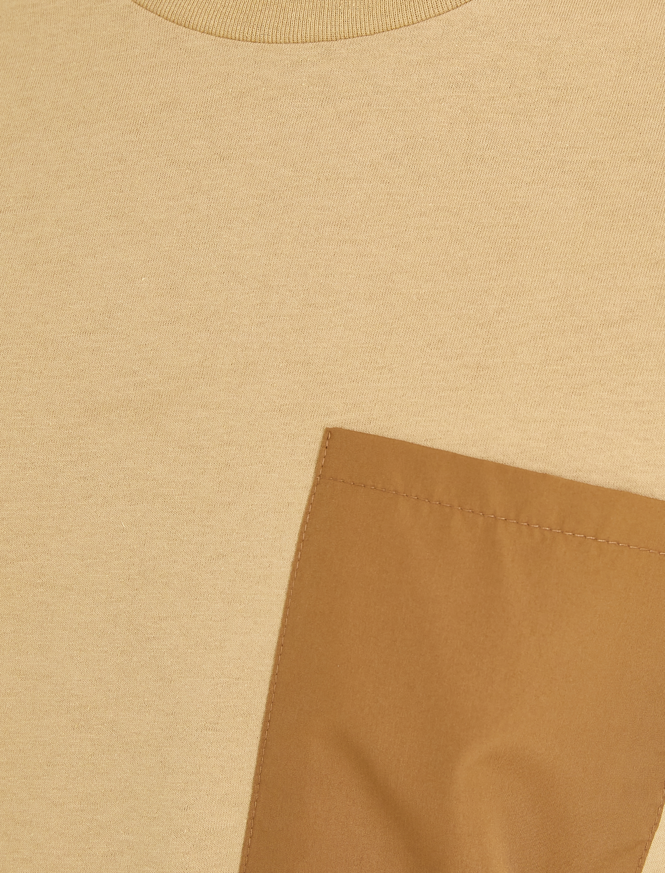   Standart Fit Cepli Tişört