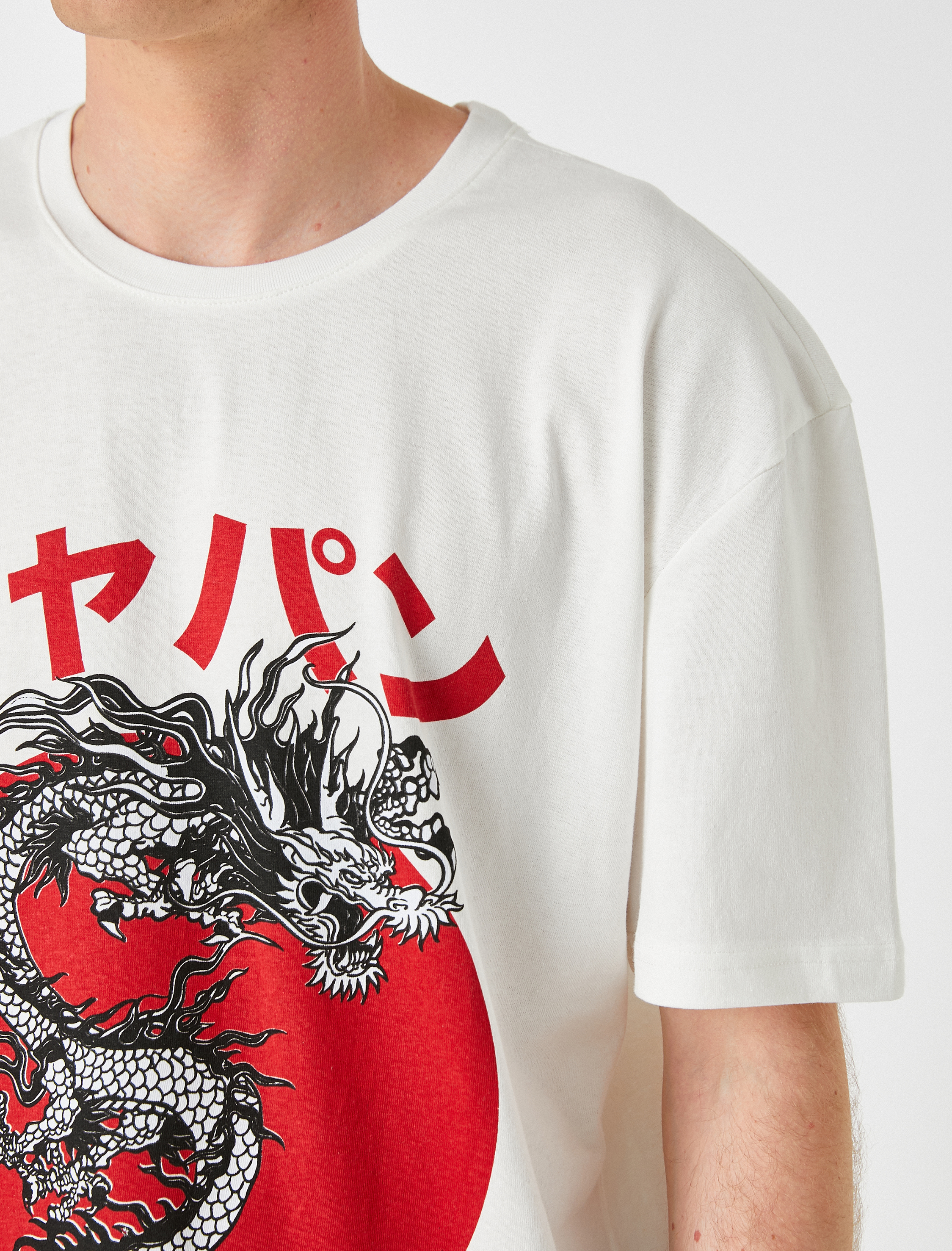   Ejder Baskılı Tişört