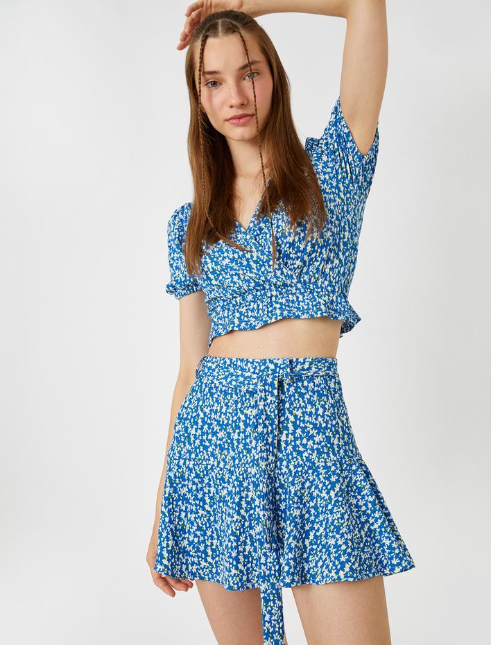  Çiçekli Kuşaklı Şort Etek