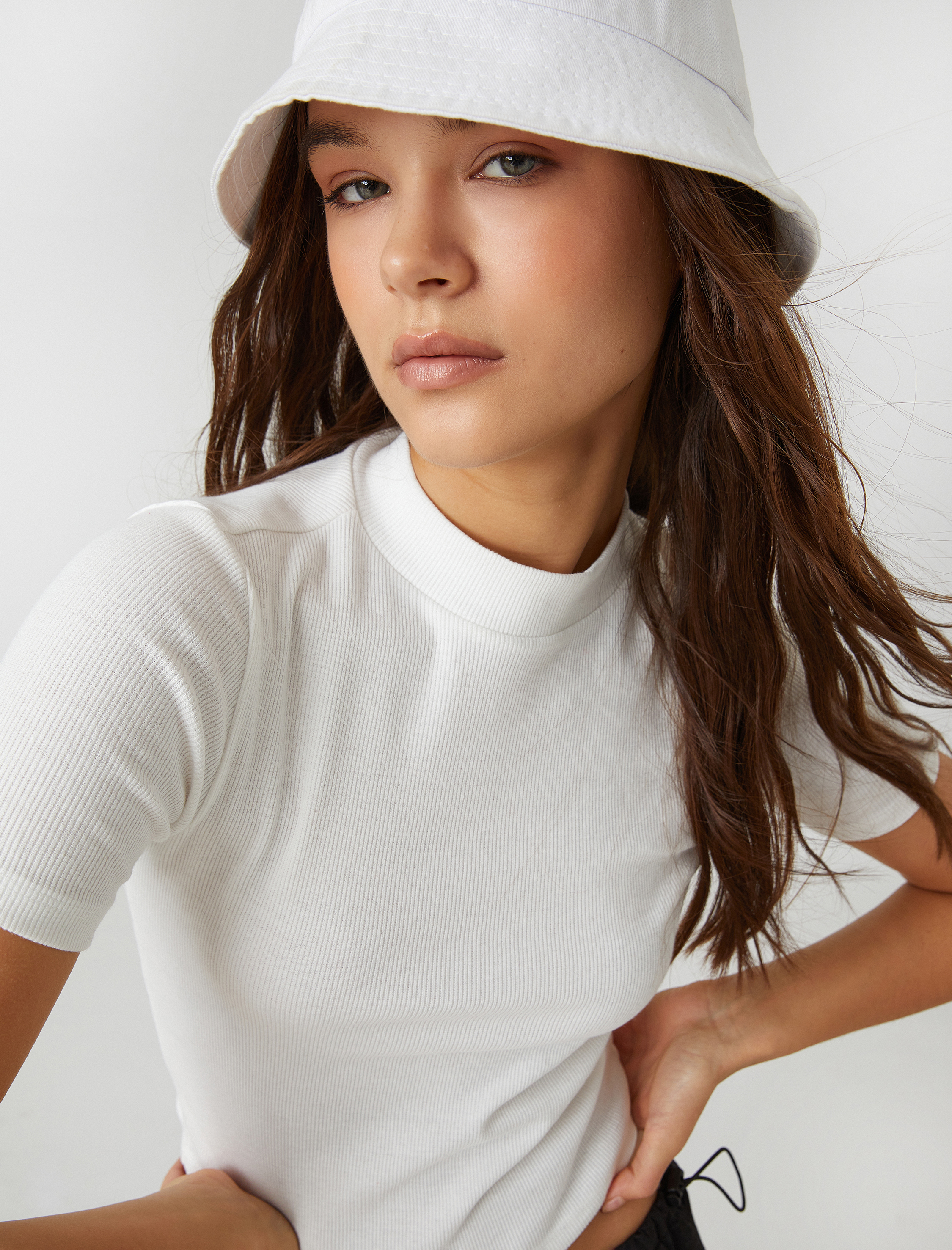   Basic Crop Tişört Kısa Kollu Dik Yaka