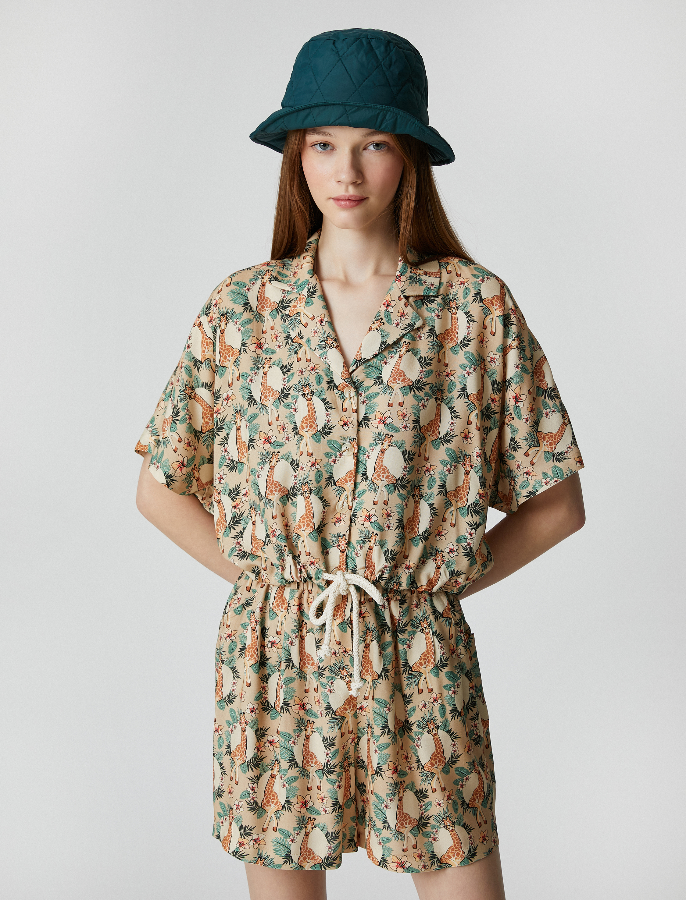   Desenli Gömlek Rahat Kesim Kısa Kollu Düğmeli