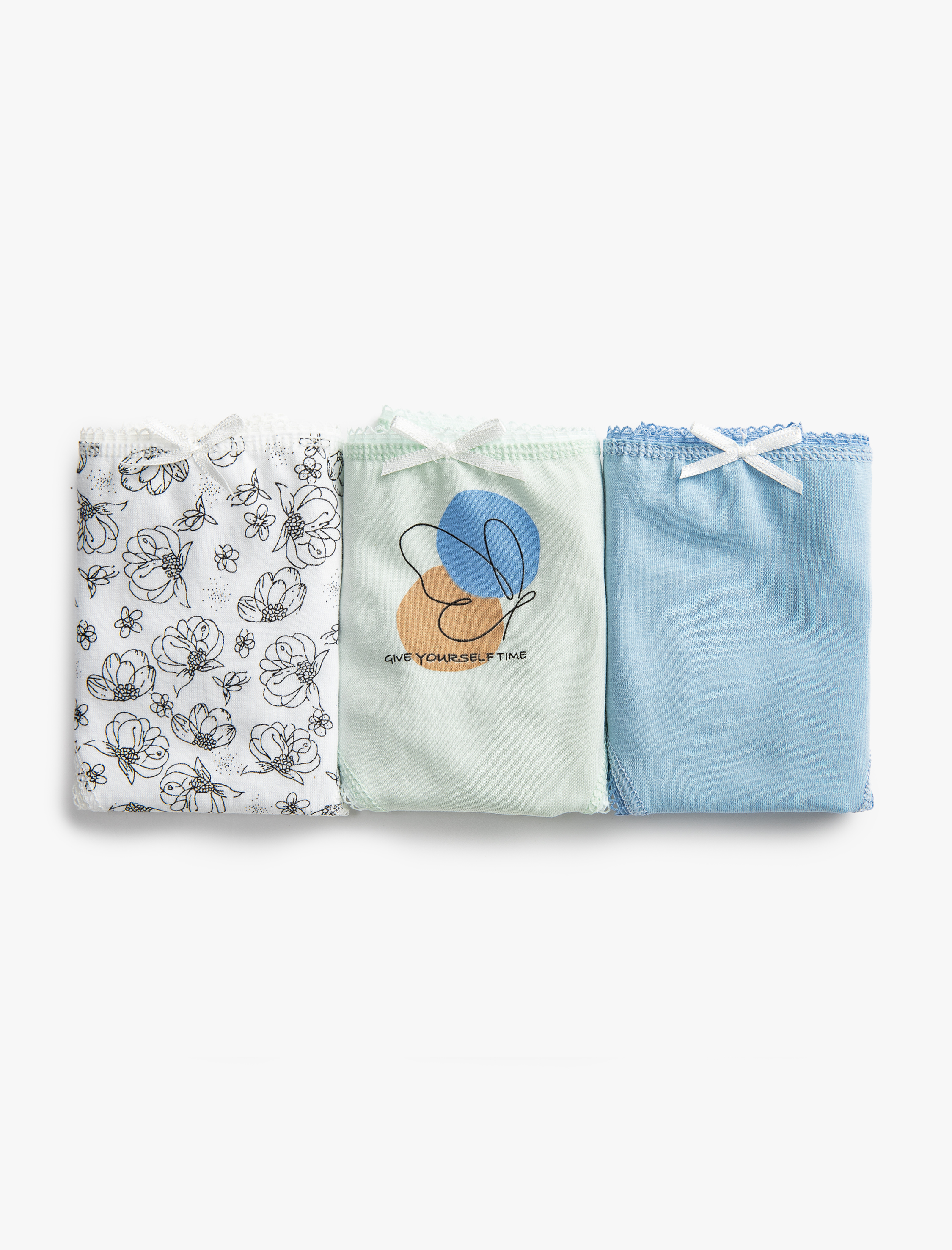   Pamuklu Külot 3'lü Brief Farklı Desenlerde Kurdele Detaylı