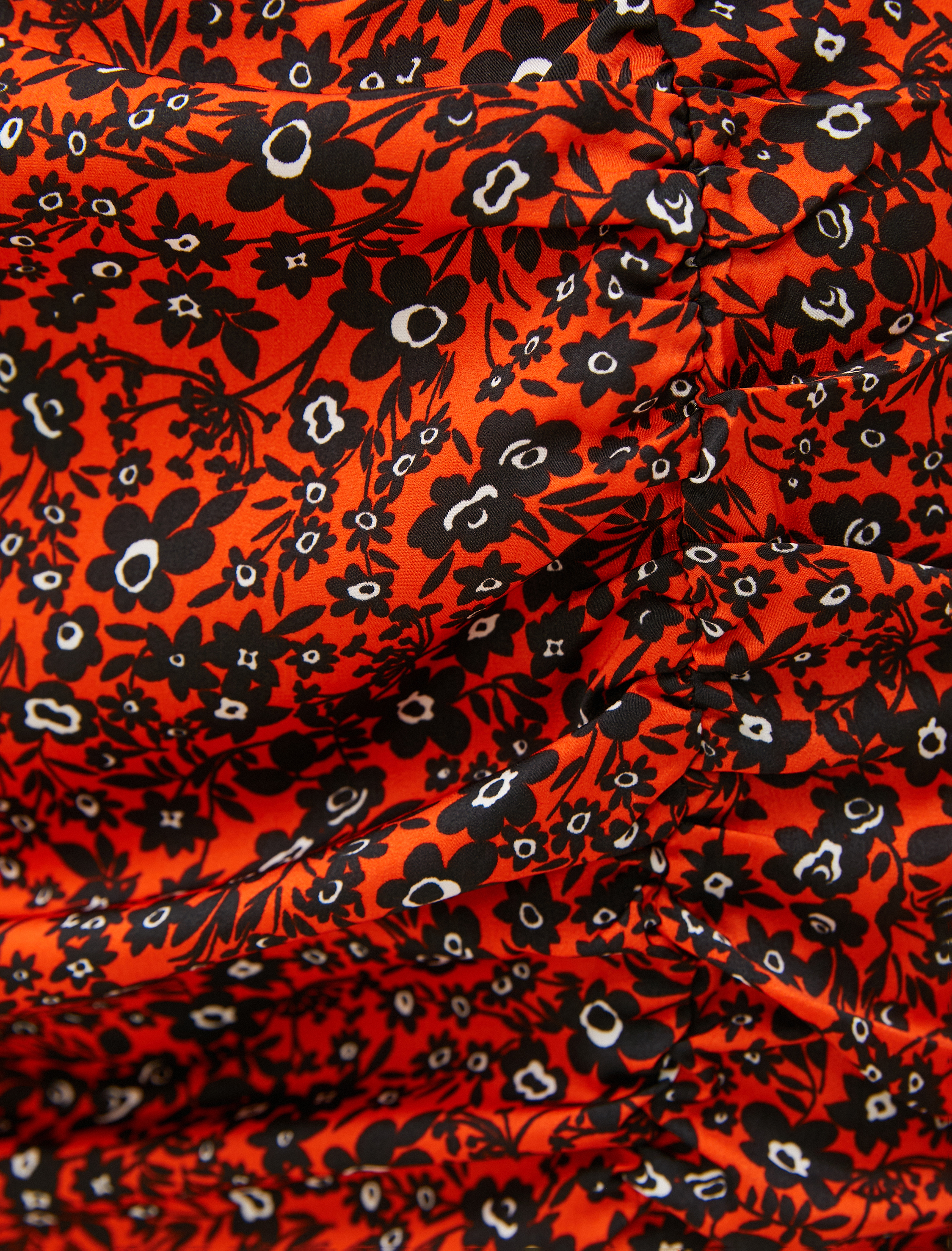   Midi Etek Çiçekli Yırtmaç Detaylı Drapeli