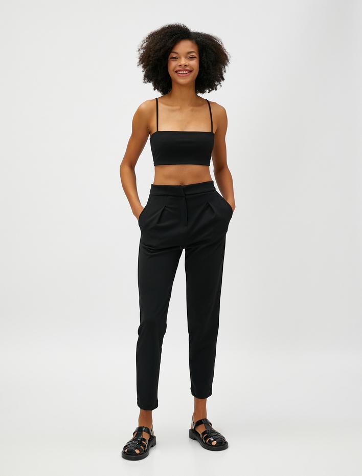  Havuç Pantolon Kumaş Pilise Detaylı Cepli