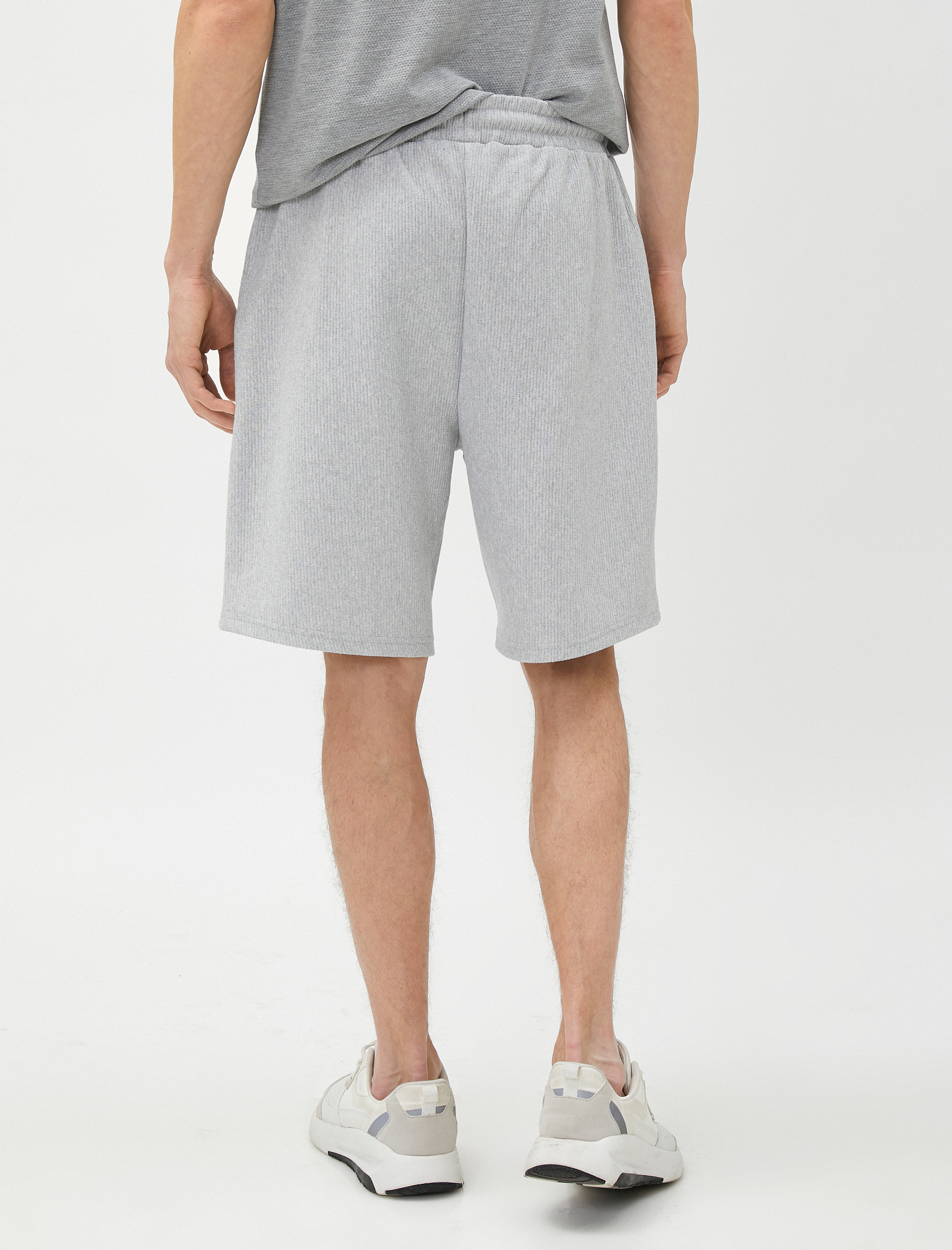   Beli Bağcıklı Şort Cep Detaylı Pamuklu