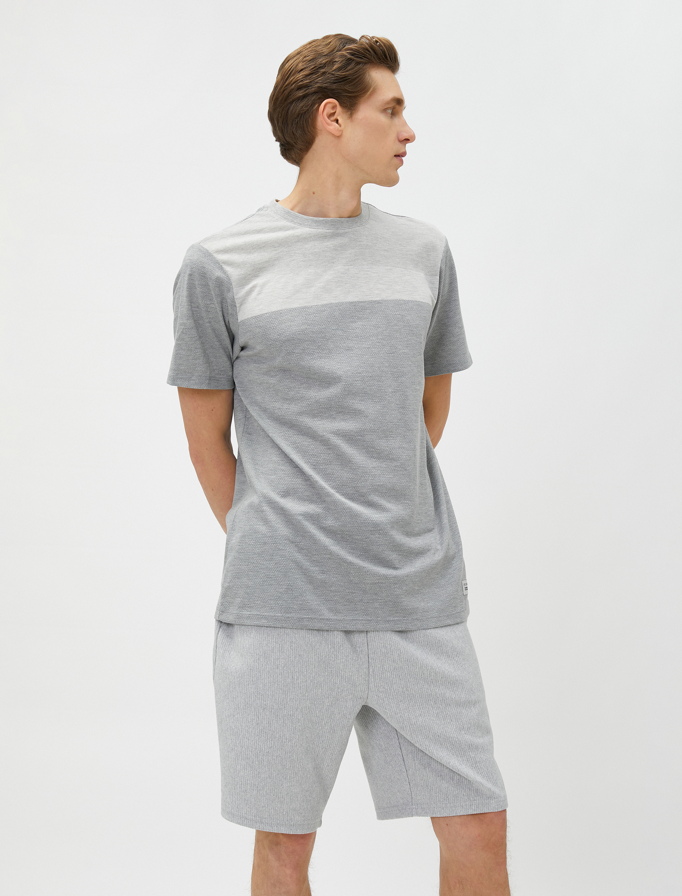   Beli Bağcıklı Şort Cep Detaylı Pamuklu