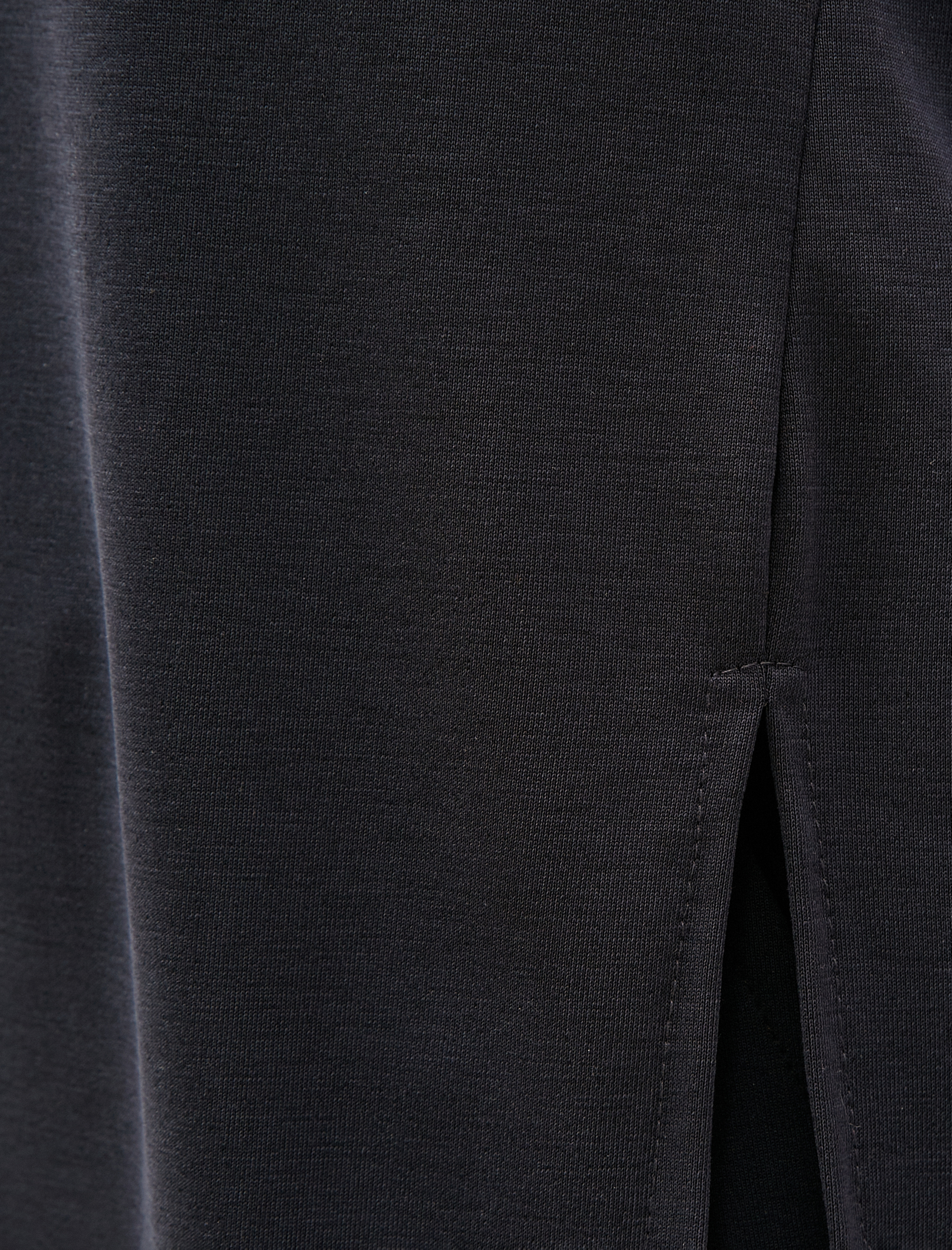   Modal Karışımlı Spor Tişört Yırtmaç Detaylı