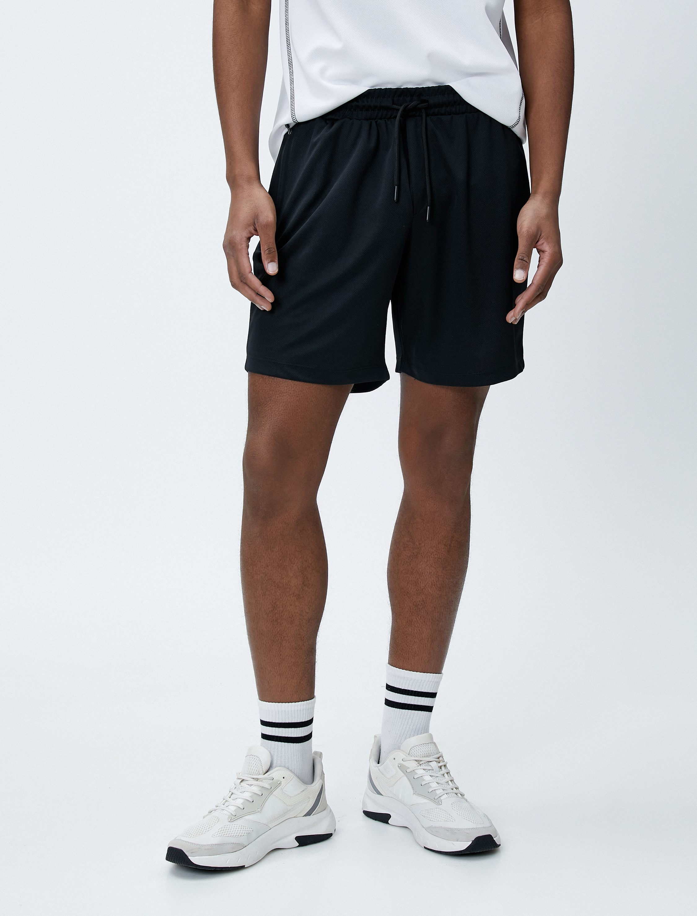   Kısa Spor Şort Beli Bağcıklı Cepli