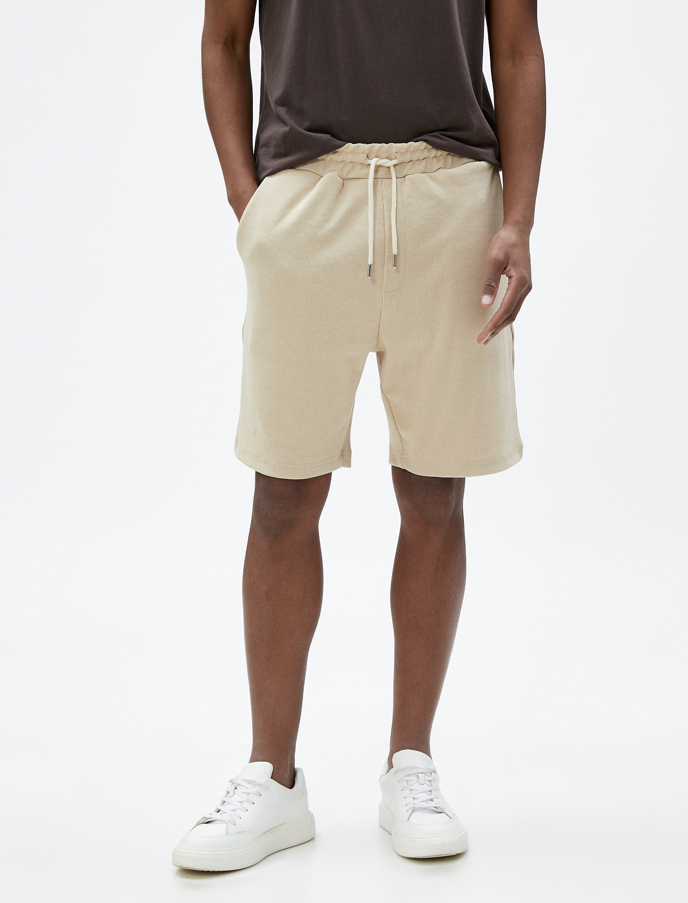   Basic Bermuda Şort Beli Bağcıklı Cep Detaylı Dar Kesim