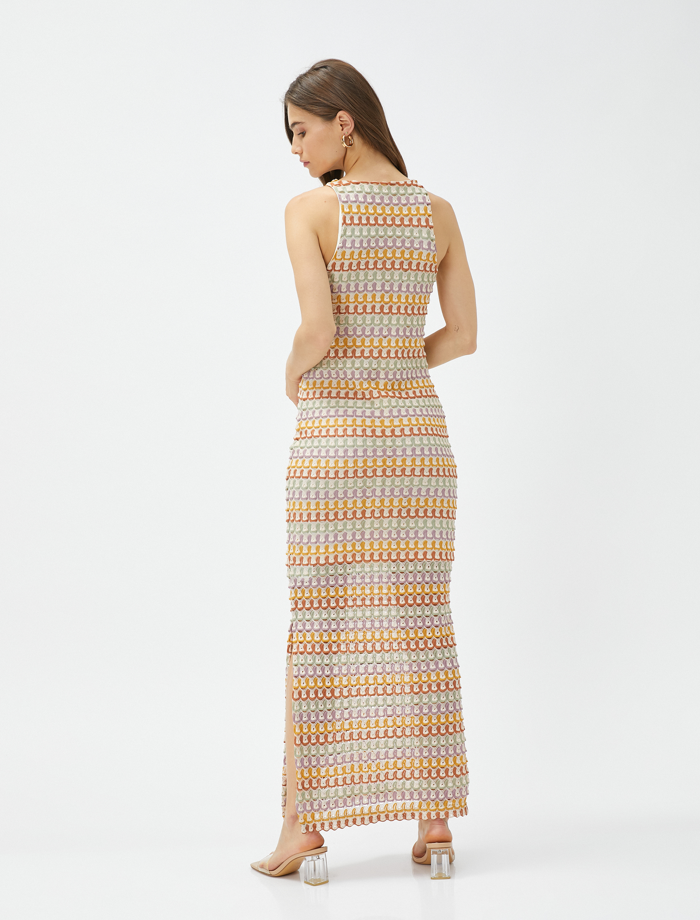   Kroşe Uzun Elbise Halter Yaka Dar Kesim