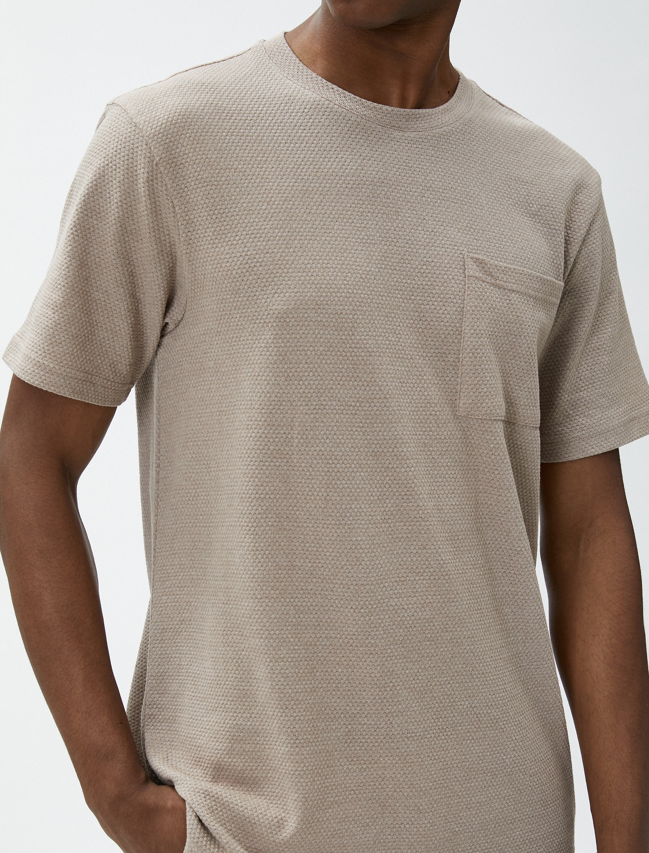   Basic Tişört Bisiklet Yaka Cep Detaylı Kısa Kollu