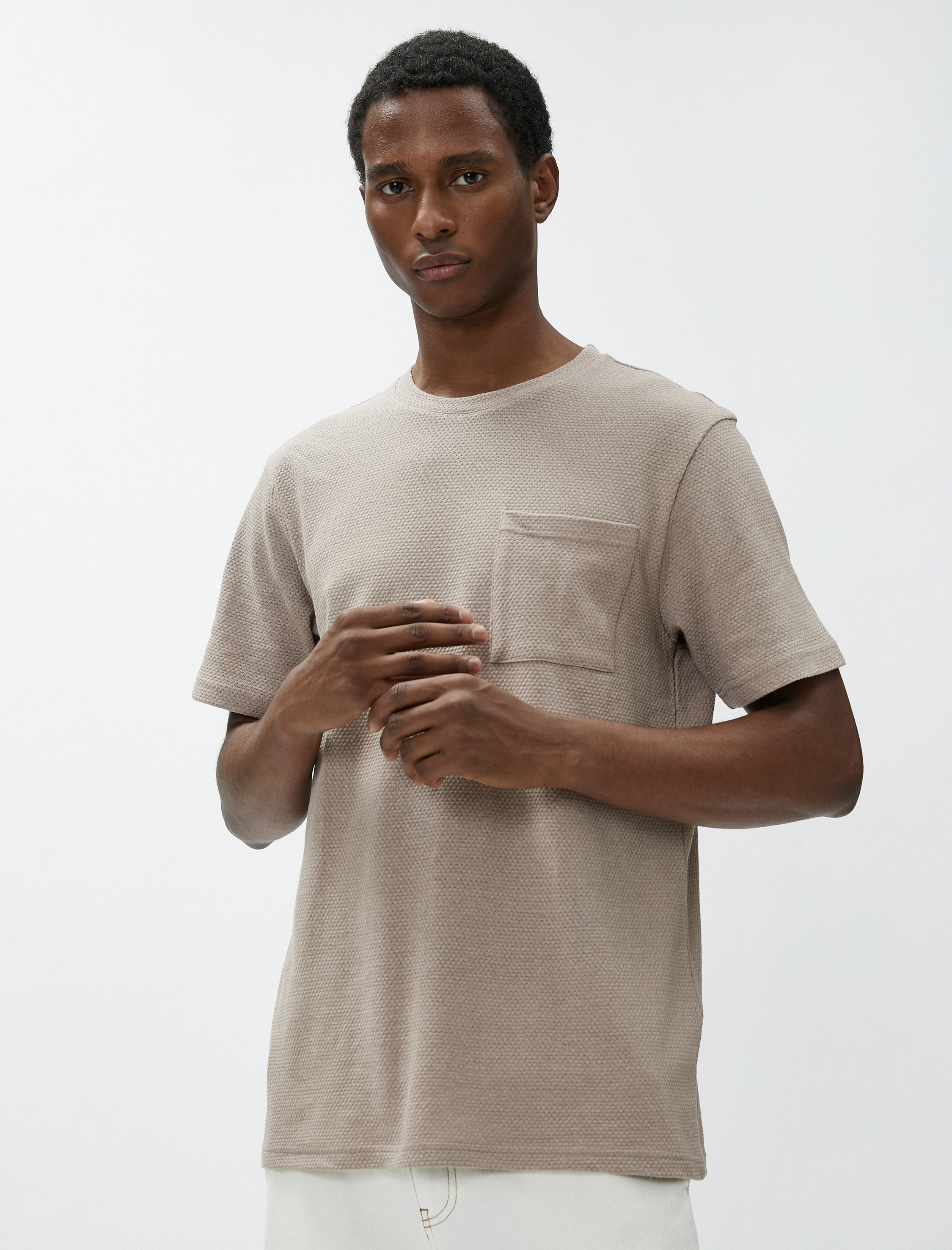   Basic Tişört Bisiklet Yaka Cep Detaylı Kısa Kollu