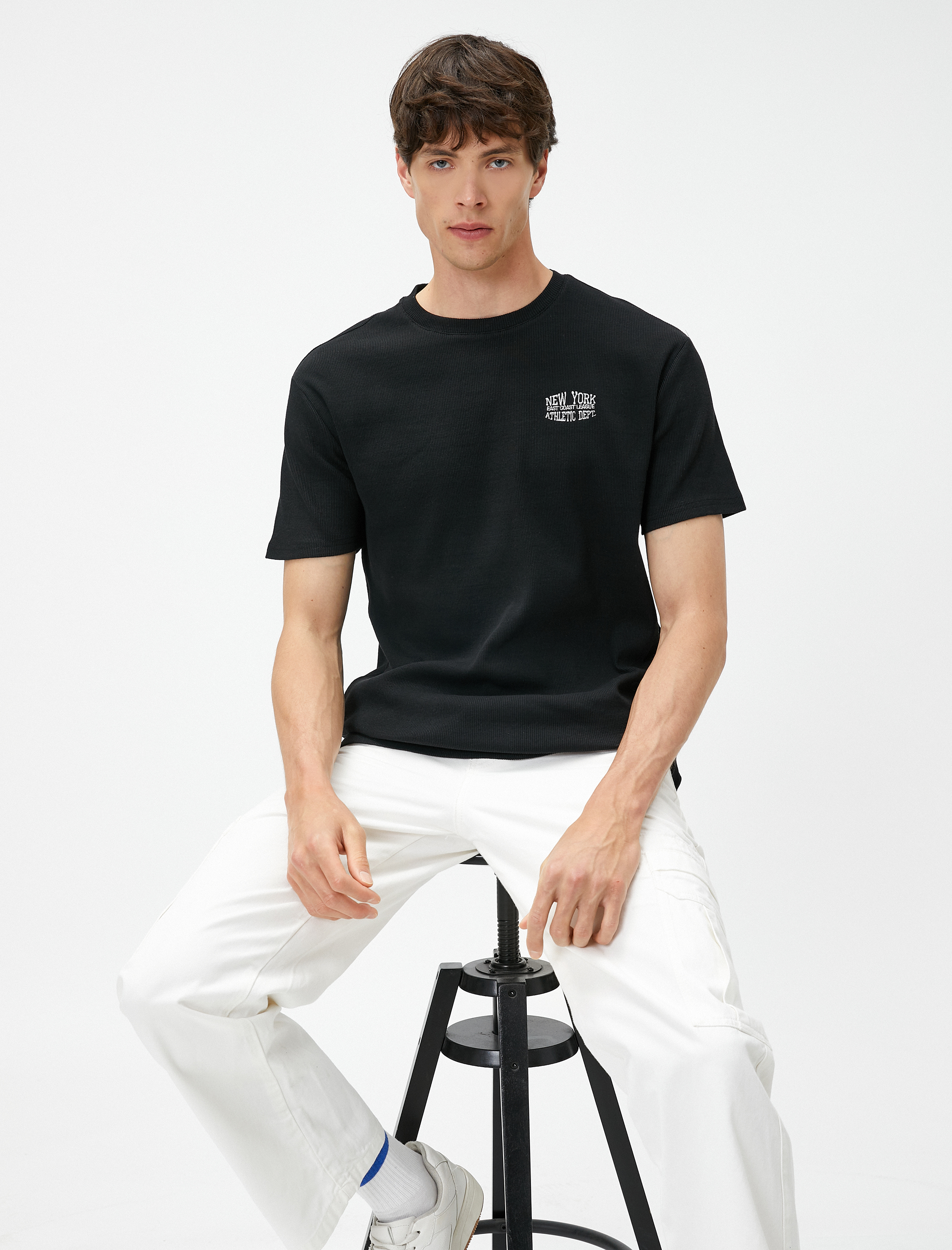   Kaşkorse Tişört İşlemeli Kısa Kollu Bisiklet Yaka