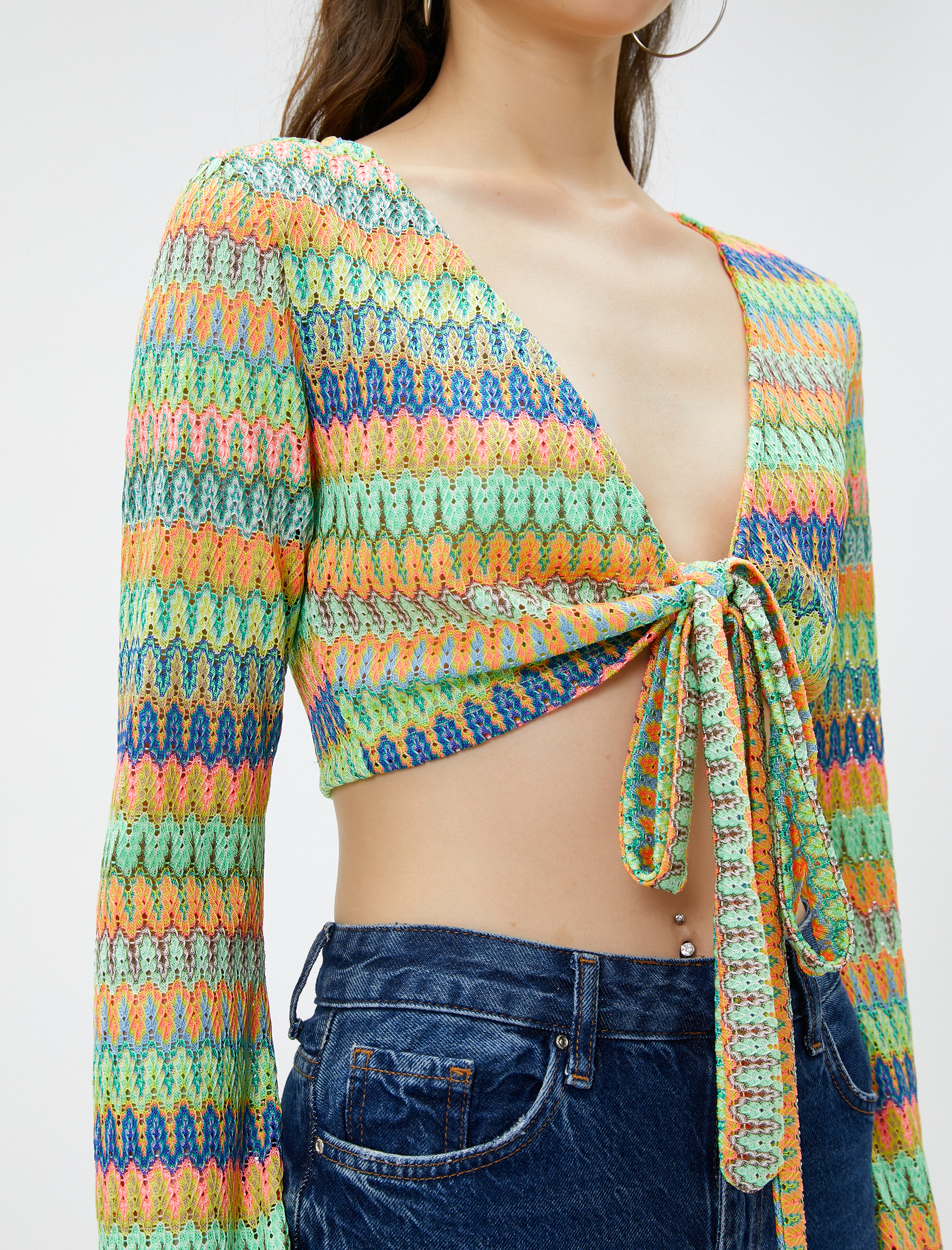   Kroşe Tişört Uzun Kollu Önden Bağlamalı V Yaka