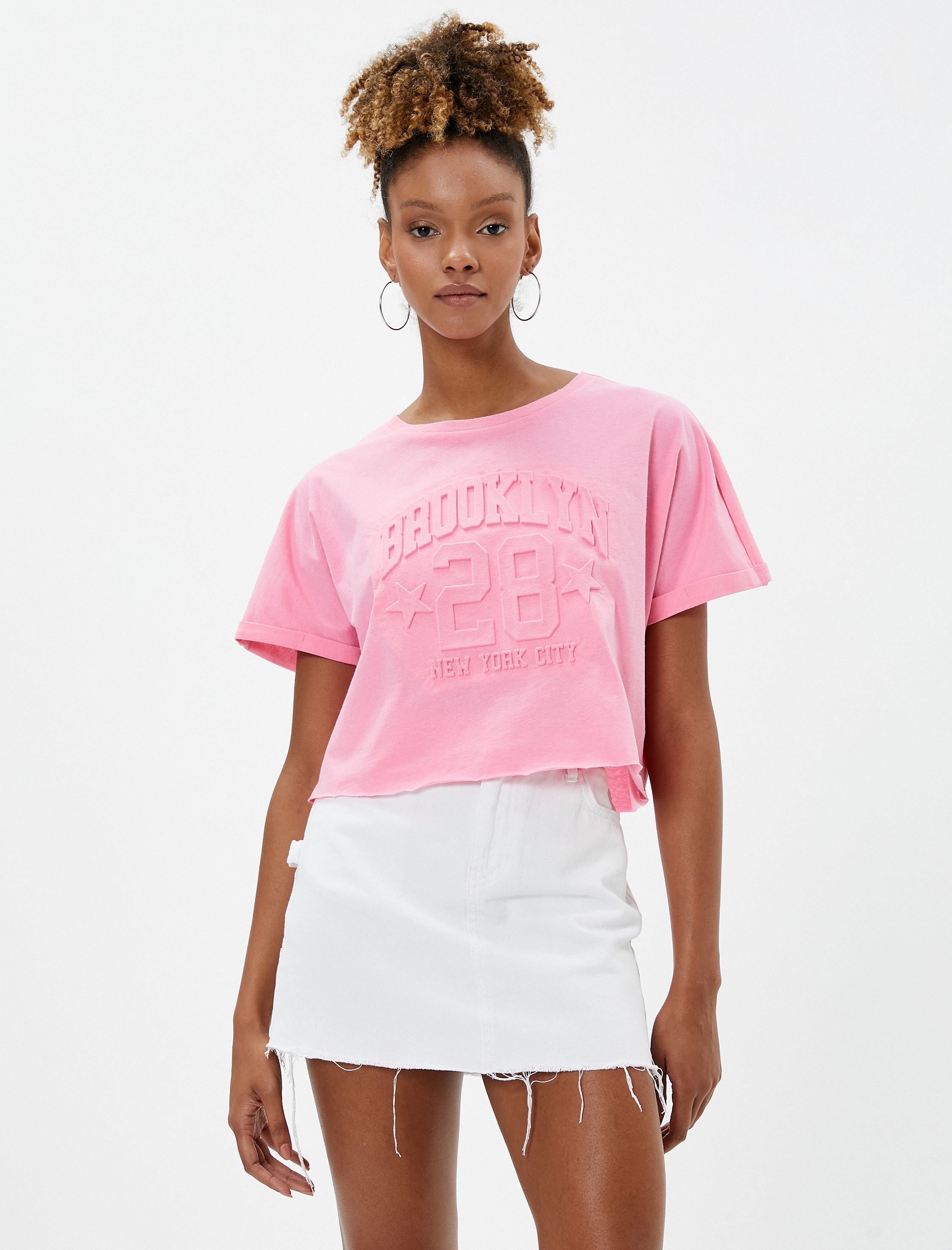   Kolej Tişört Slogan Kabartmalı Bisiklet Yaka Kısa Kollu