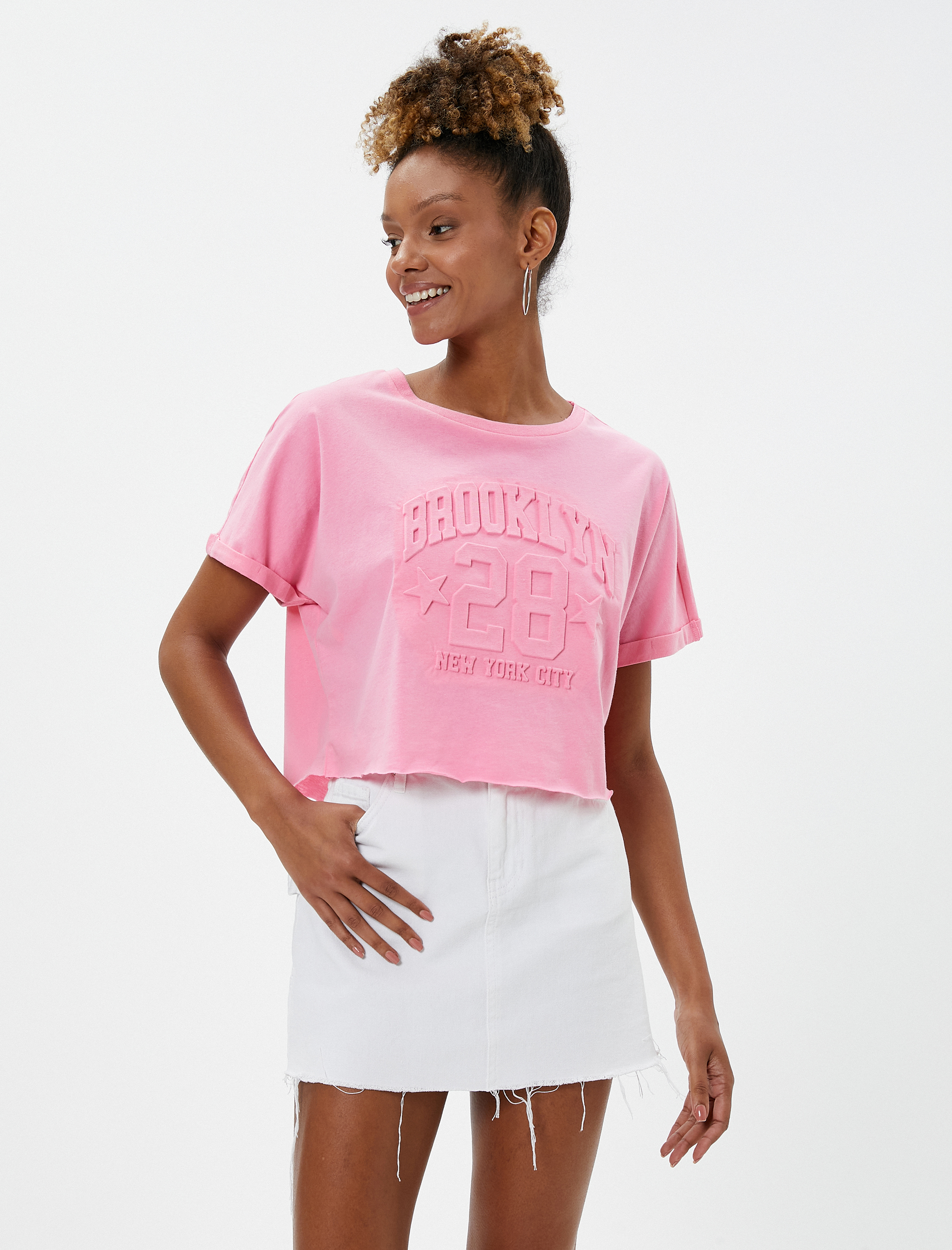   Kolej Tişört Slogan Kabartmalı Bisiklet Yaka Kısa Kollu