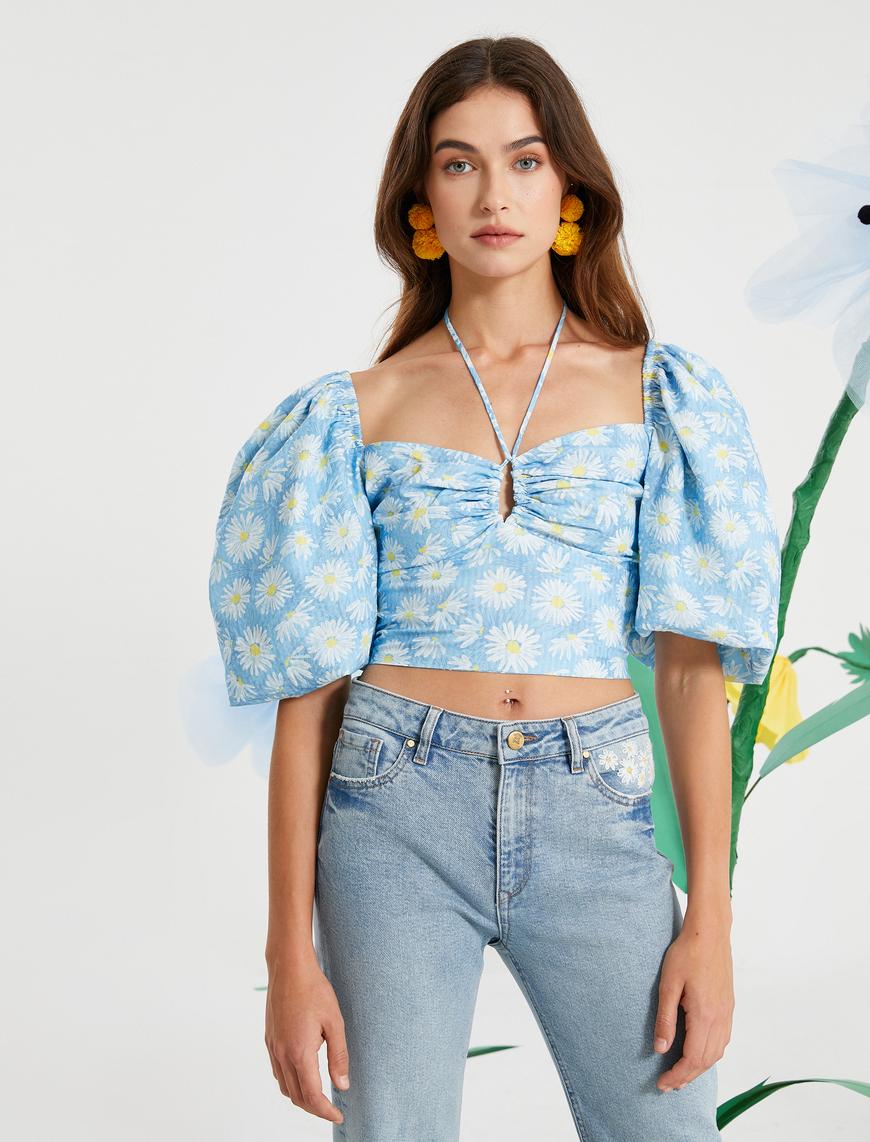   Papatyalı Yaka Detaylı Crop Bluz