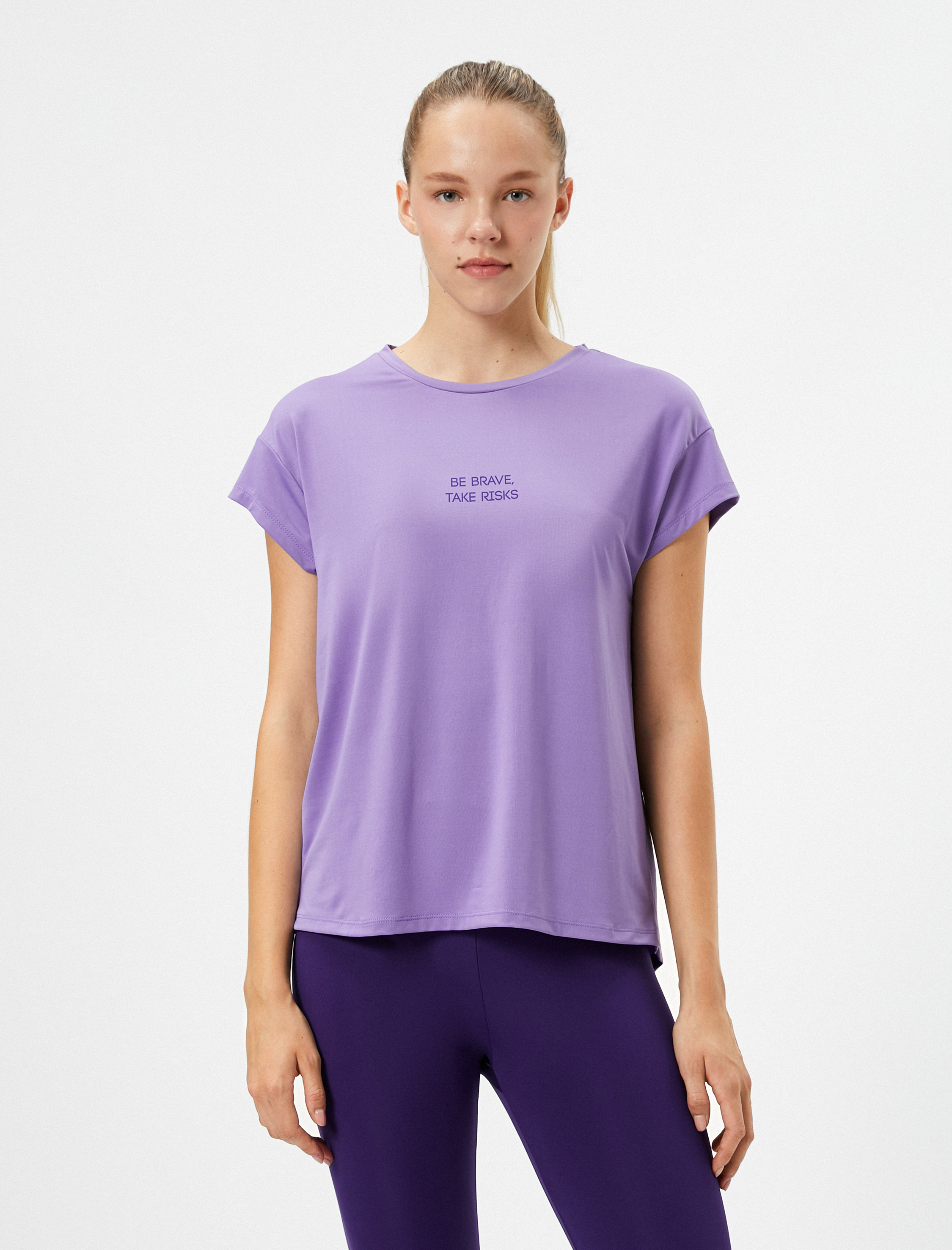   Spor Tişört Slogan Baskılı Sırtı Pencere Detaylı Kısa Kollu